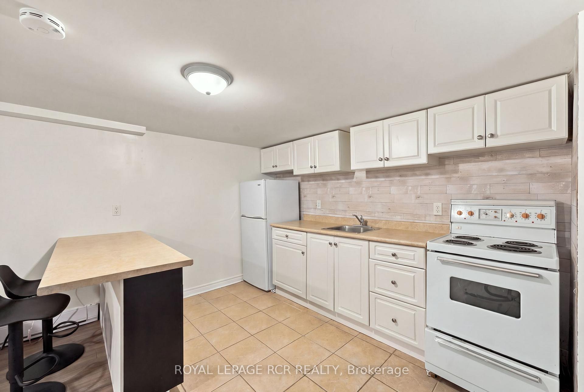 Photo 41 of 35 Metcalfe Street, Aurora, Aurora Village — HOMEH