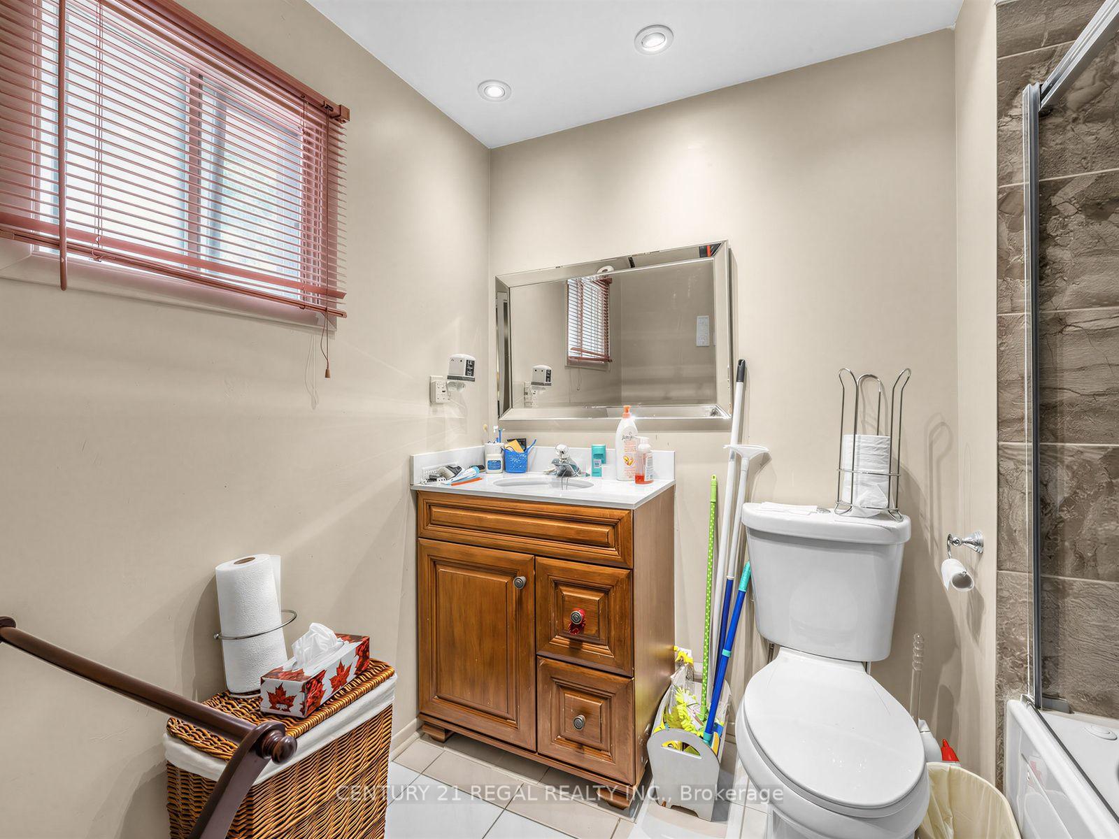 Photo 20 of 41 Coe Drive, Ajax, Central — HOMEH