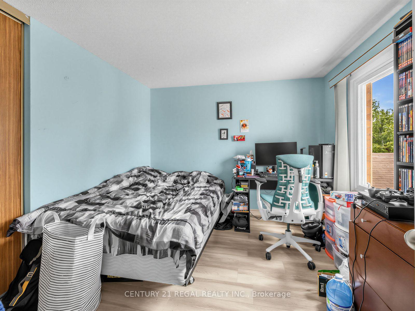 Photo 24 of 41 Coe Drive, Ajax, Central — HOMEH