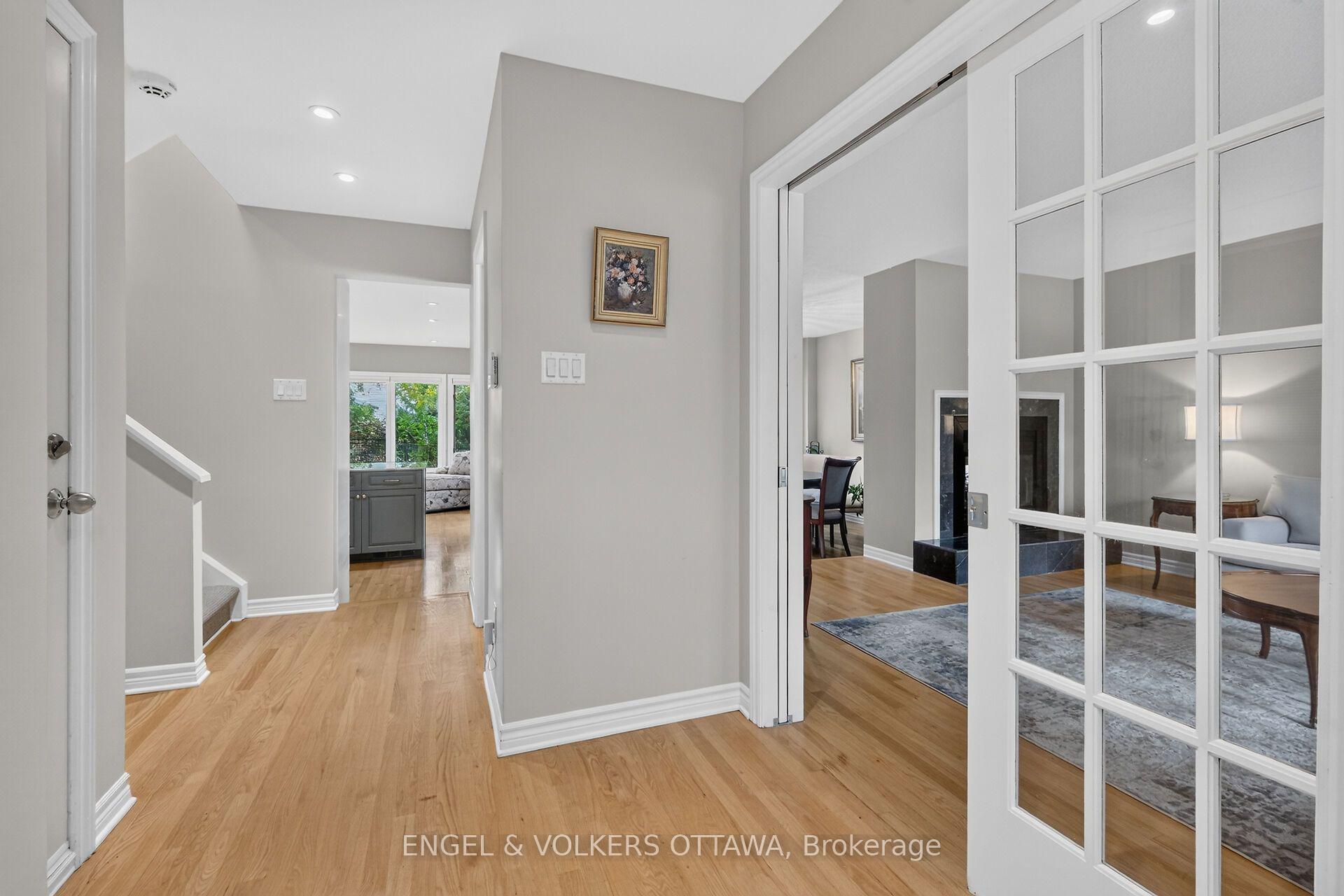 Photo 6 of 628 Byron Avenue, Ottawa, McKellar/Highland — HOMEH