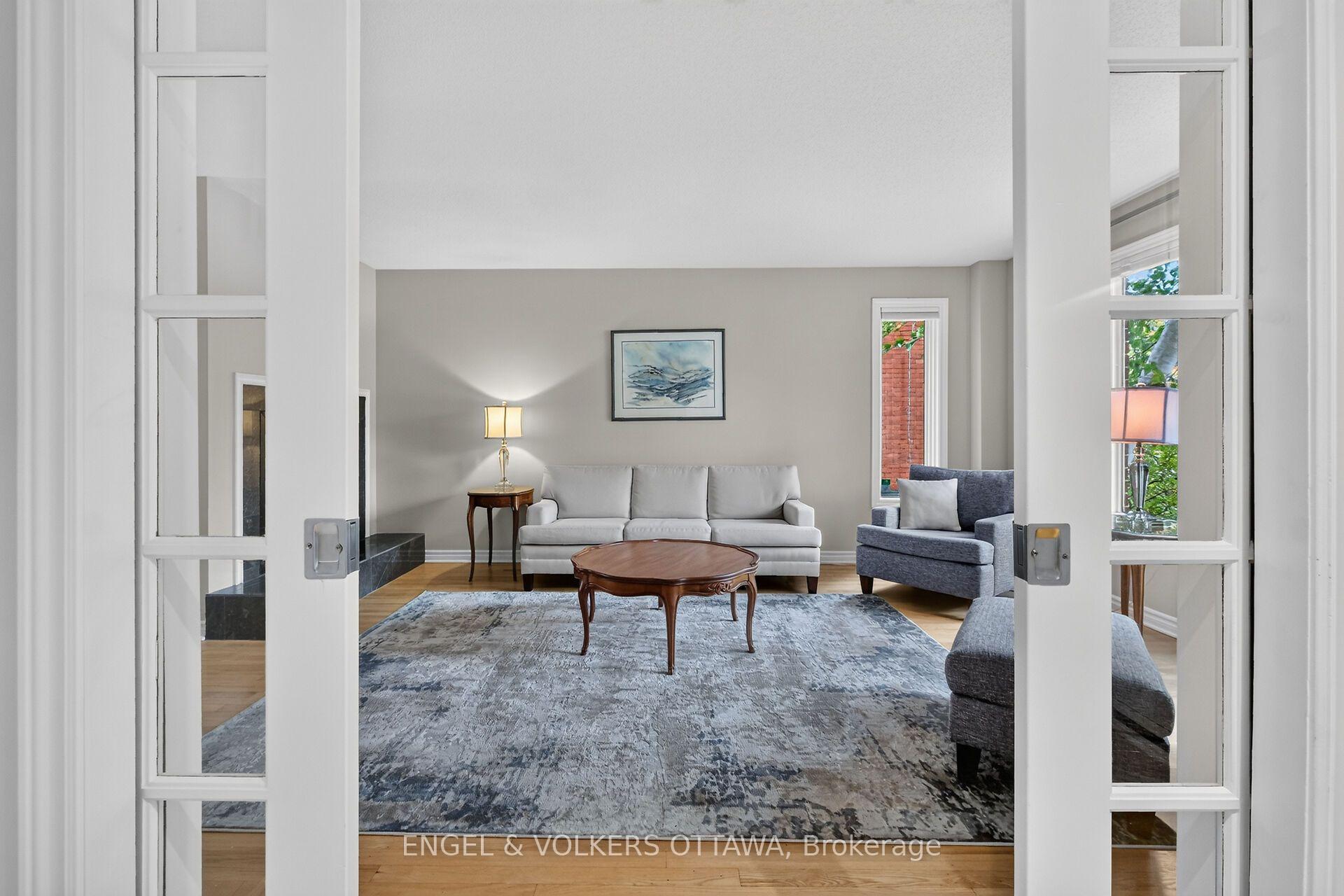 Photo 7 of 628 Byron Avenue, Ottawa, McKellar/Highland — HOMEH