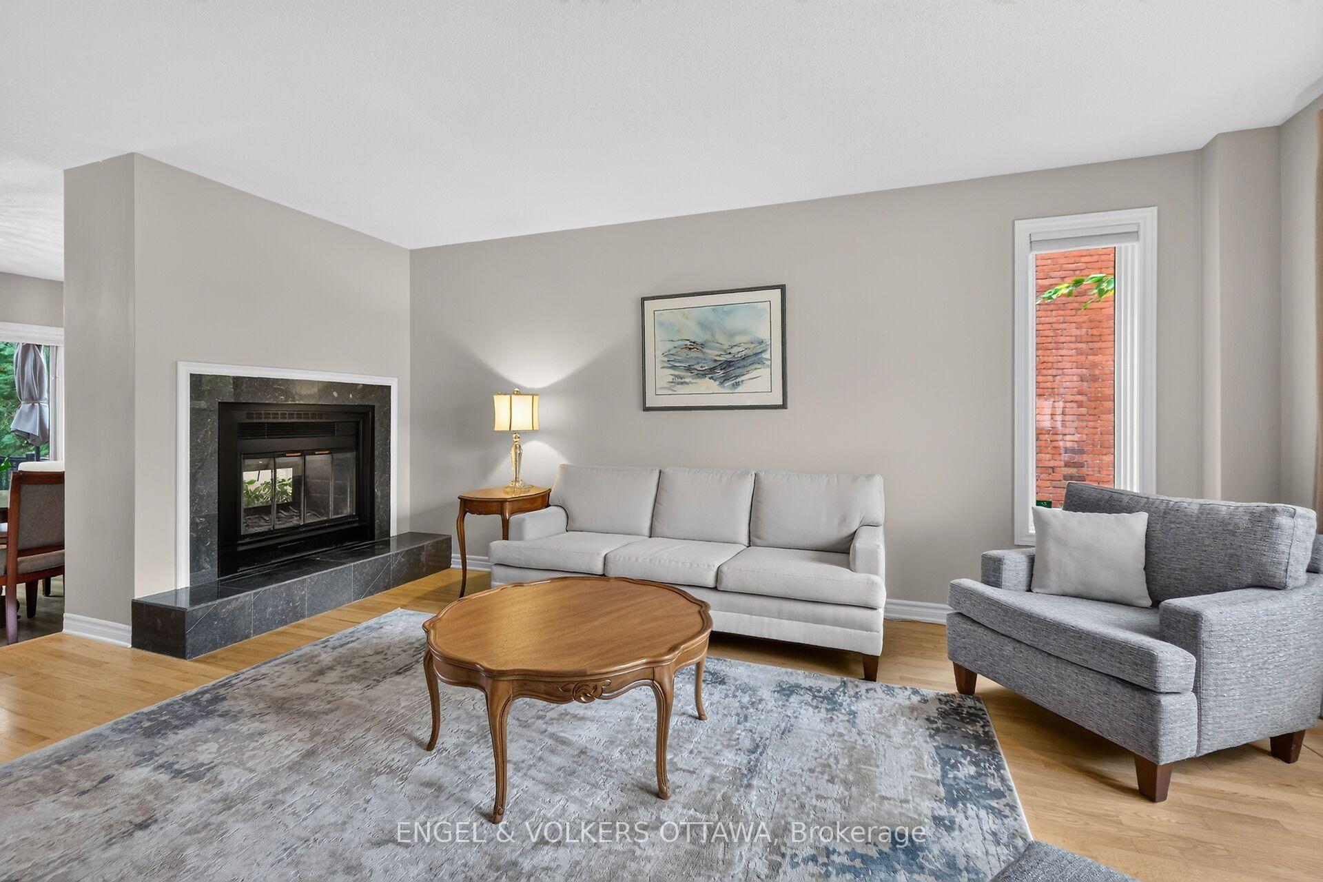 Photo 8 of 628 Byron Avenue, Ottawa, McKellar/Highland — HOMEH