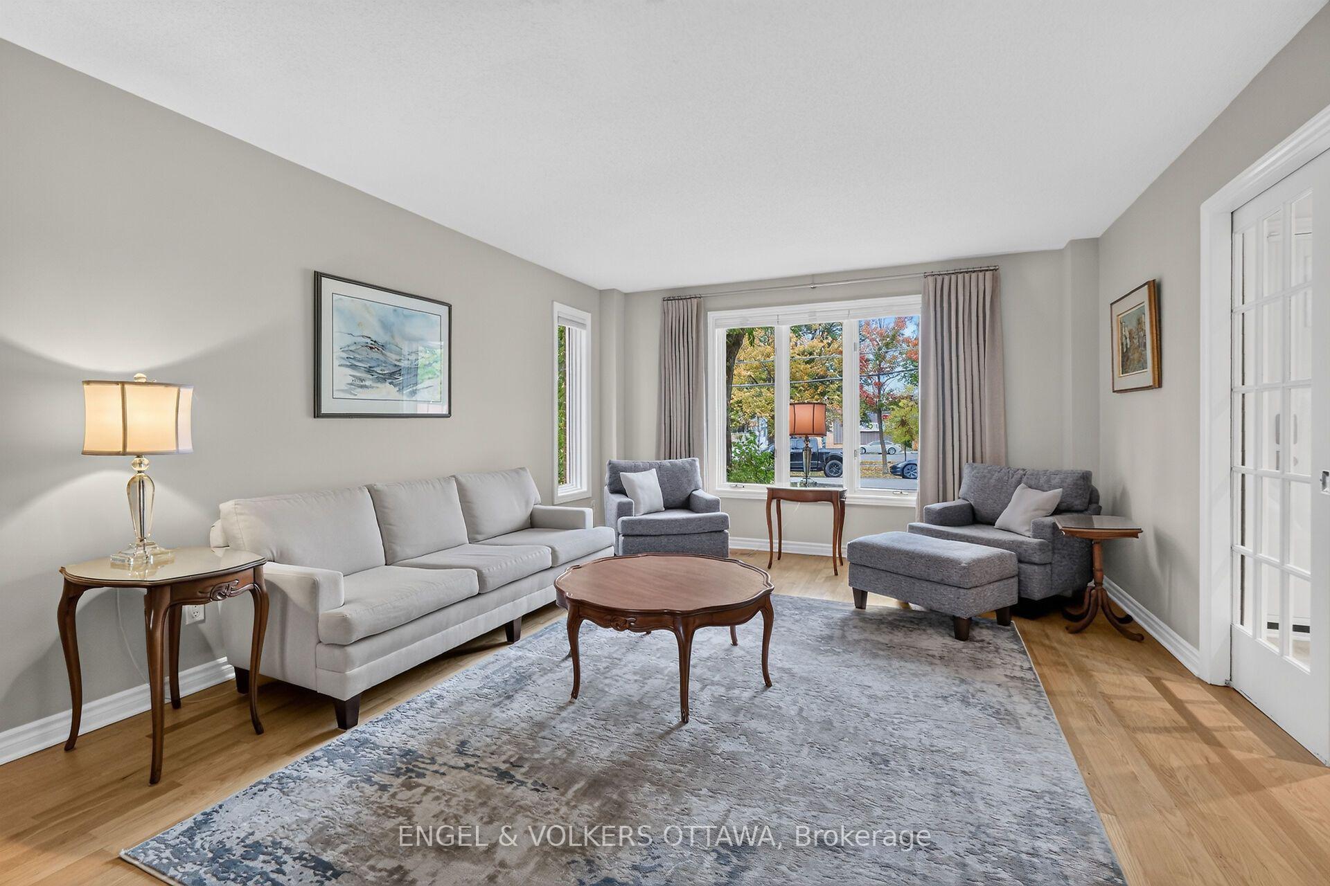 Photo 9 of 628 Byron Avenue, Ottawa, McKellar/Highland — HOMEH