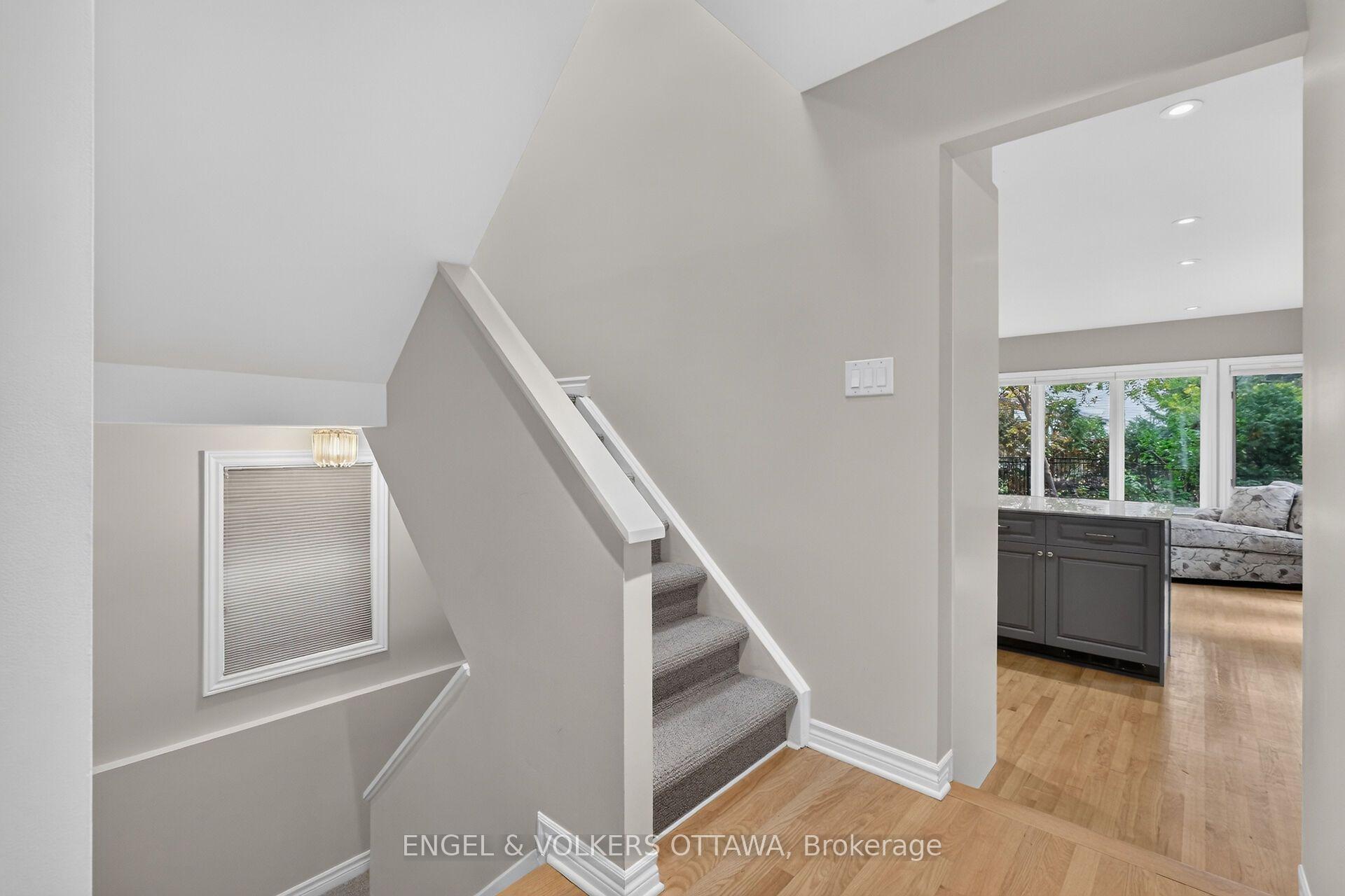 Photo 24 of 628 Byron Avenue, Ottawa, McKellar/Highland — HOMEH