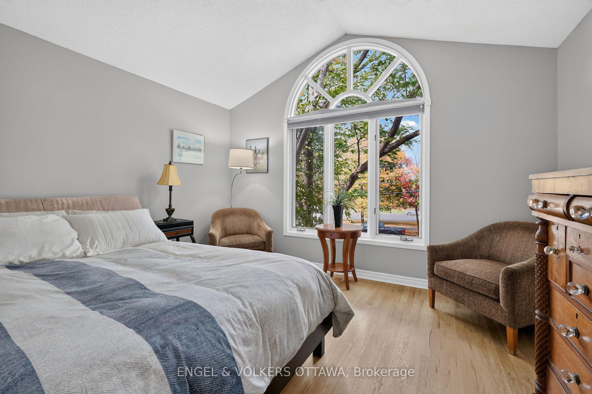 Photo 30 of 628 Byron Avenue, Ottawa, McKellar/Highland — HOMEH