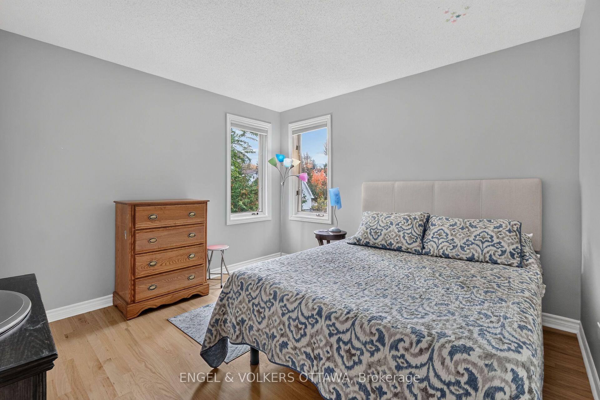 Photo 32 of 628 Byron Avenue, Ottawa, McKellar/Highland — HOMEH