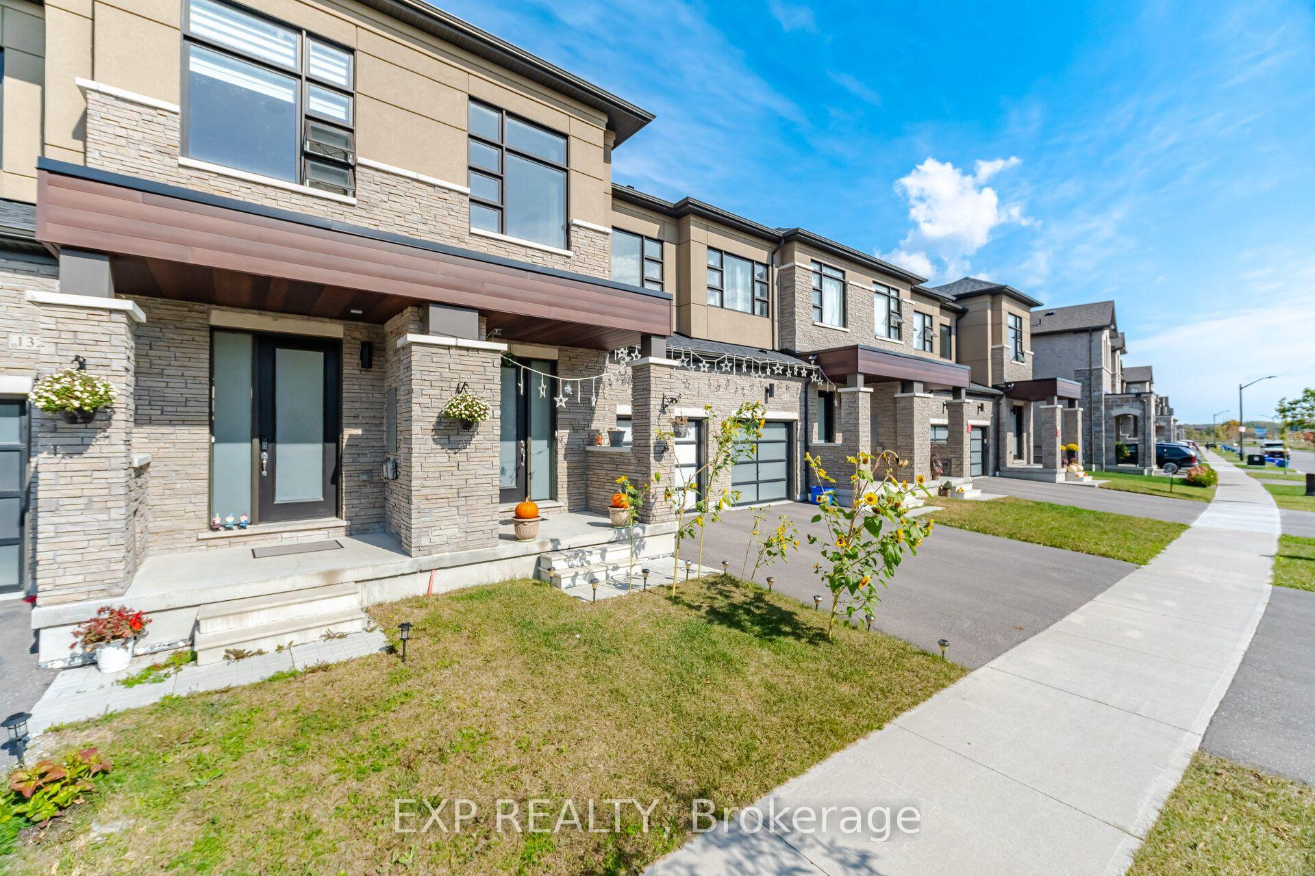 Photo 4 of 130 Ogston Crescent, Whitby, Rural Whitby — HOMEH