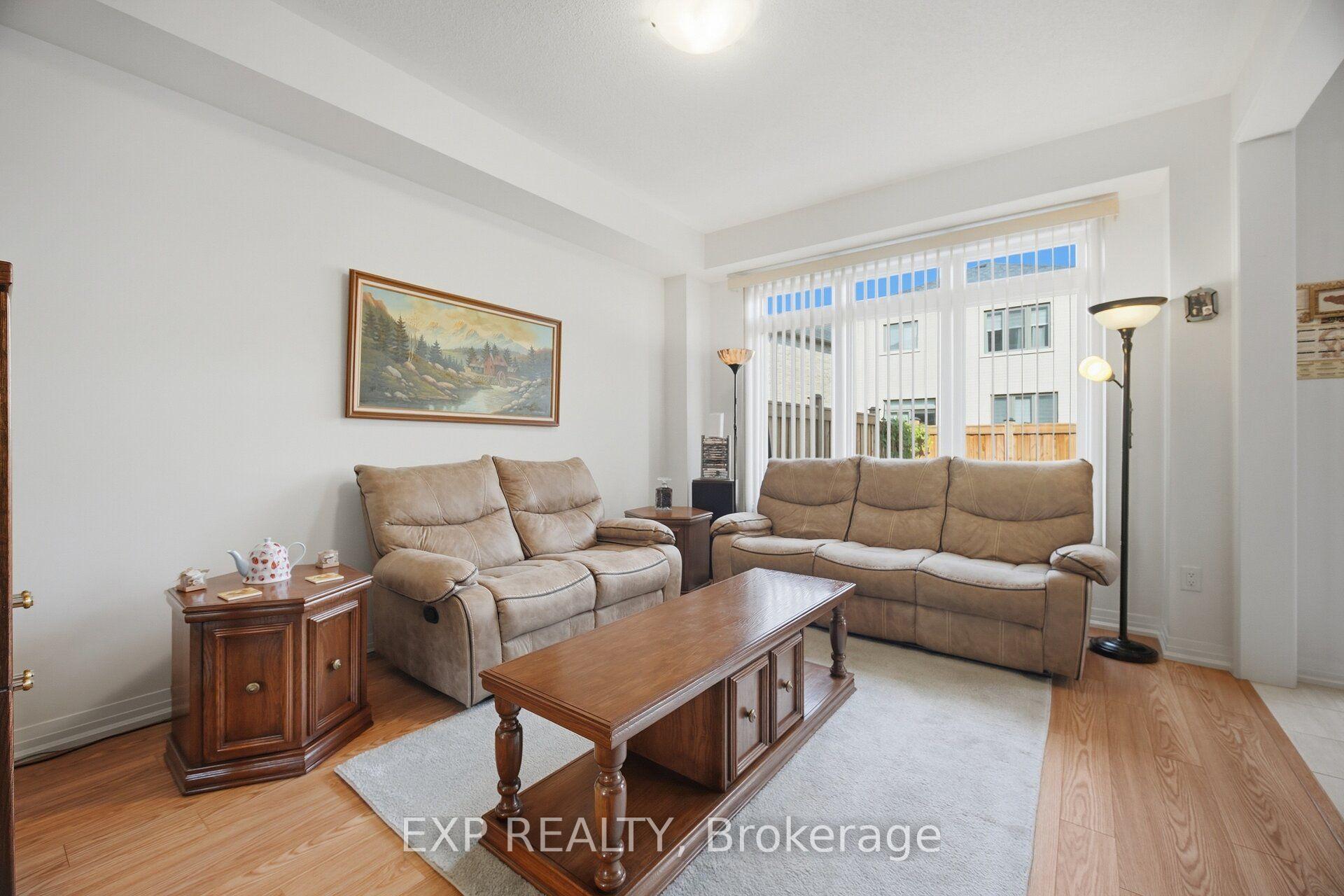 Photo 8 of 130 Ogston Crescent, Whitby, Rural Whitby — HOMEH