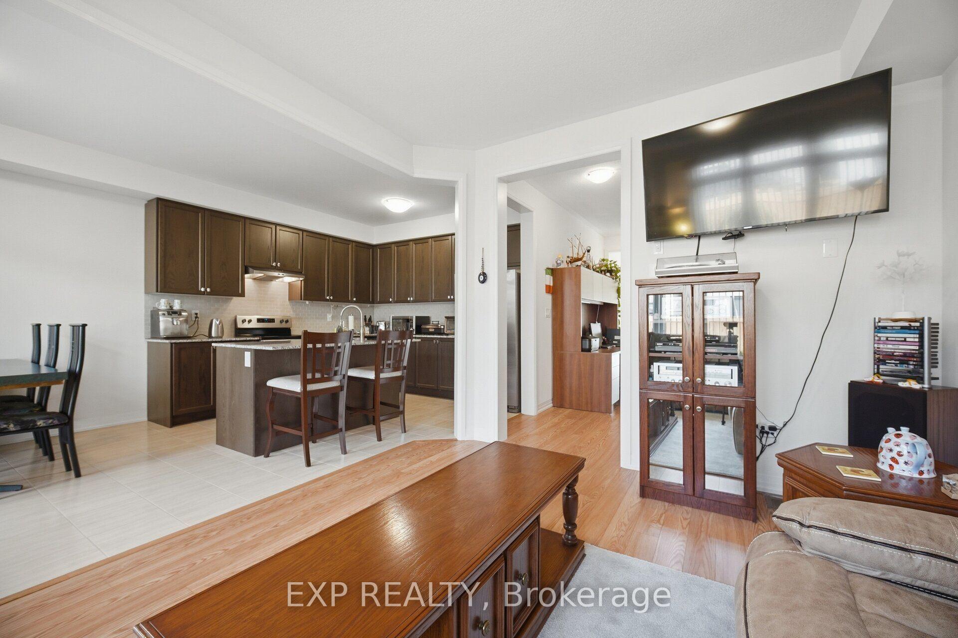 Photo 10 of 130 Ogston Crescent, Whitby, Rural Whitby — HOMEH