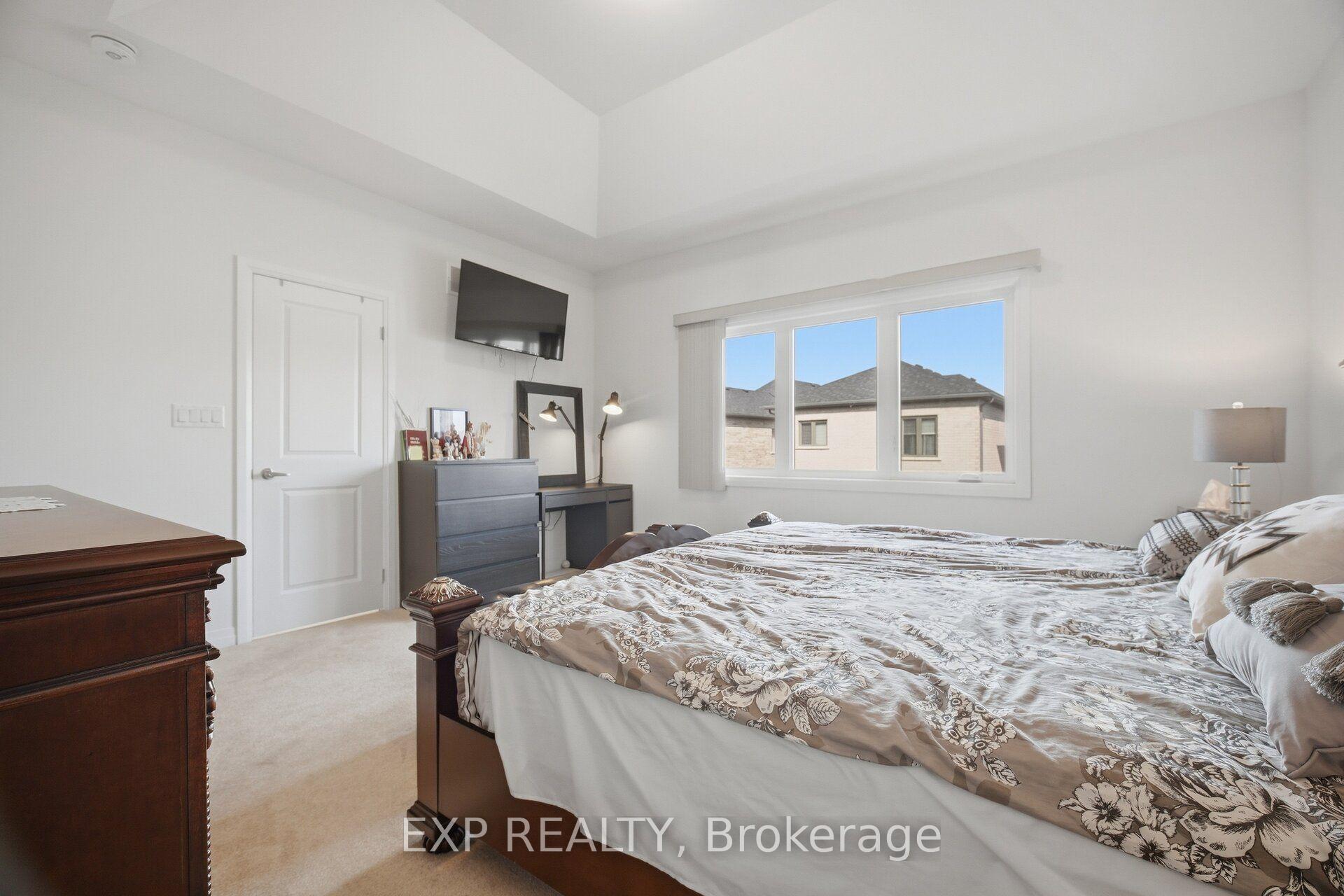 Photo 26 of 130 Ogston Crescent, Whitby, Rural Whitby — HOMEH