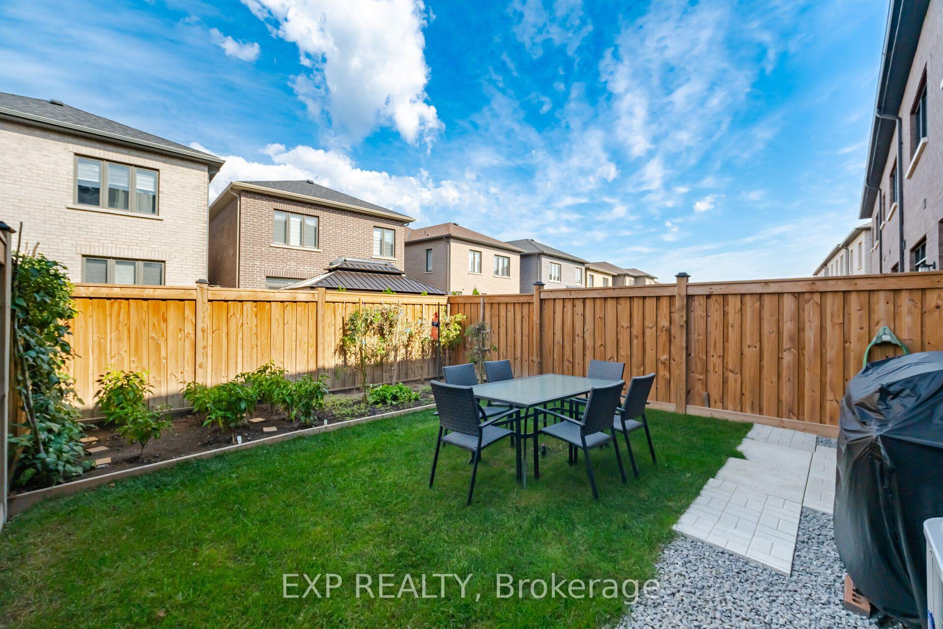 Photo 41 of 130 Ogston Crescent, Whitby, Rural Whitby — HOMEH
