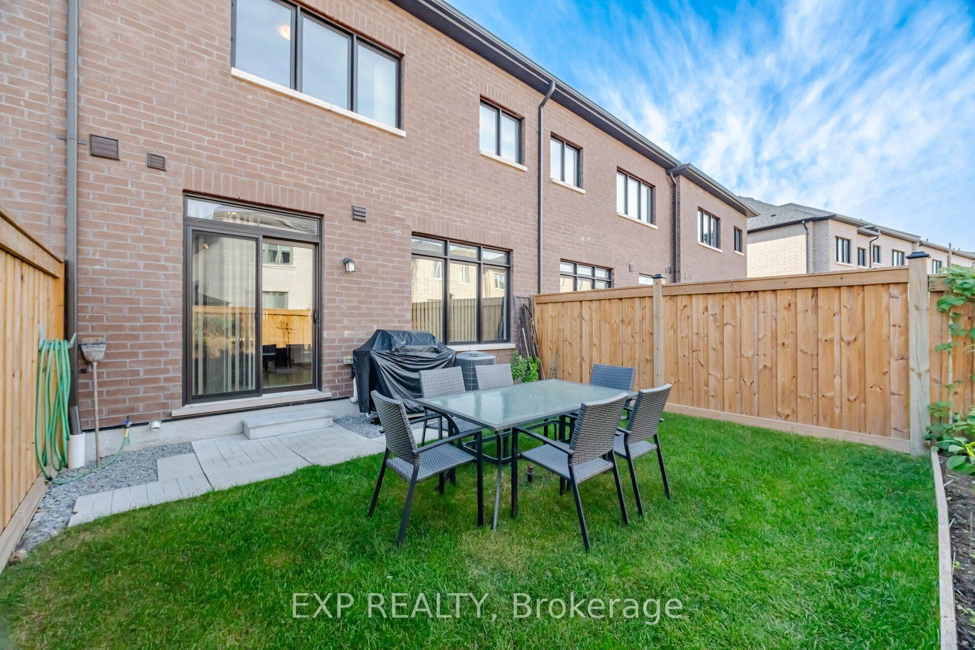 Photo 43 of 130 Ogston Crescent, Whitby, Rural Whitby — HOMEH