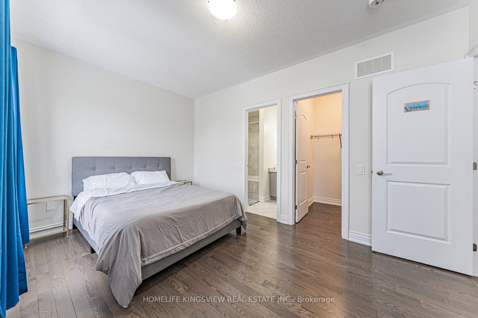 Photo 42 of 61 Ross Vennare Crescent, Vaughan, Kleinburg — HOMEH