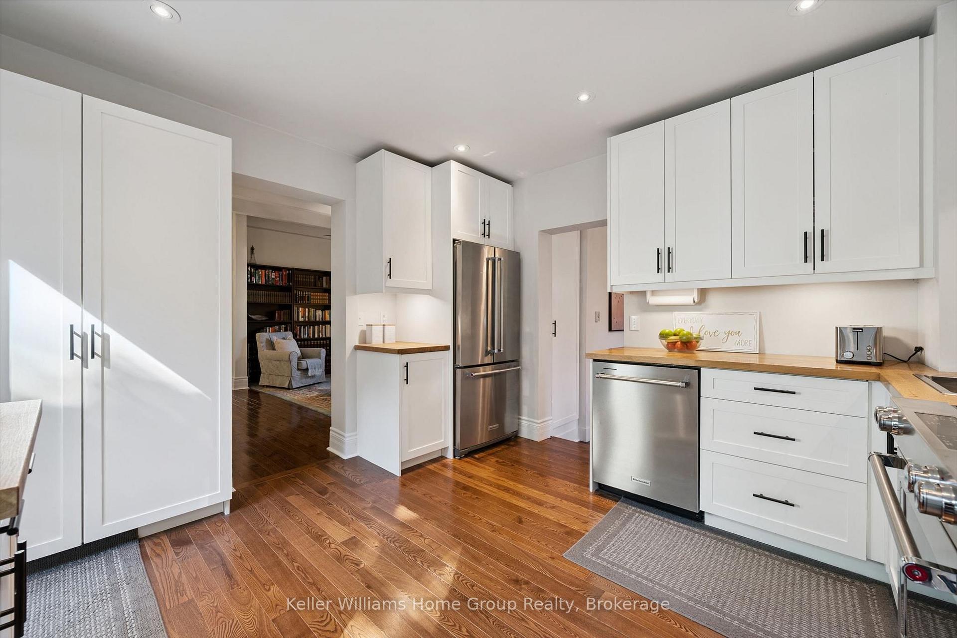 Photo 16 of 18 Aberdeen Street, Guelph, Downtown — HOMEH