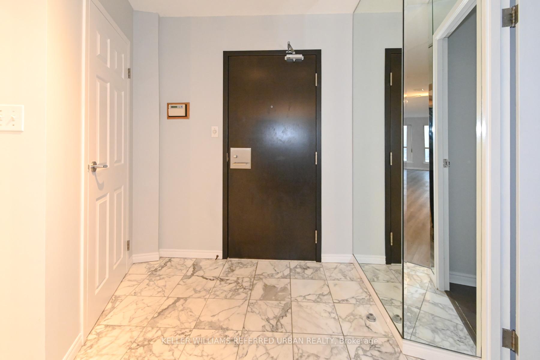 Photo 9 of Unit 1604, 25 The Esplanade, Toronto, Waterfront Communities — HOMEH