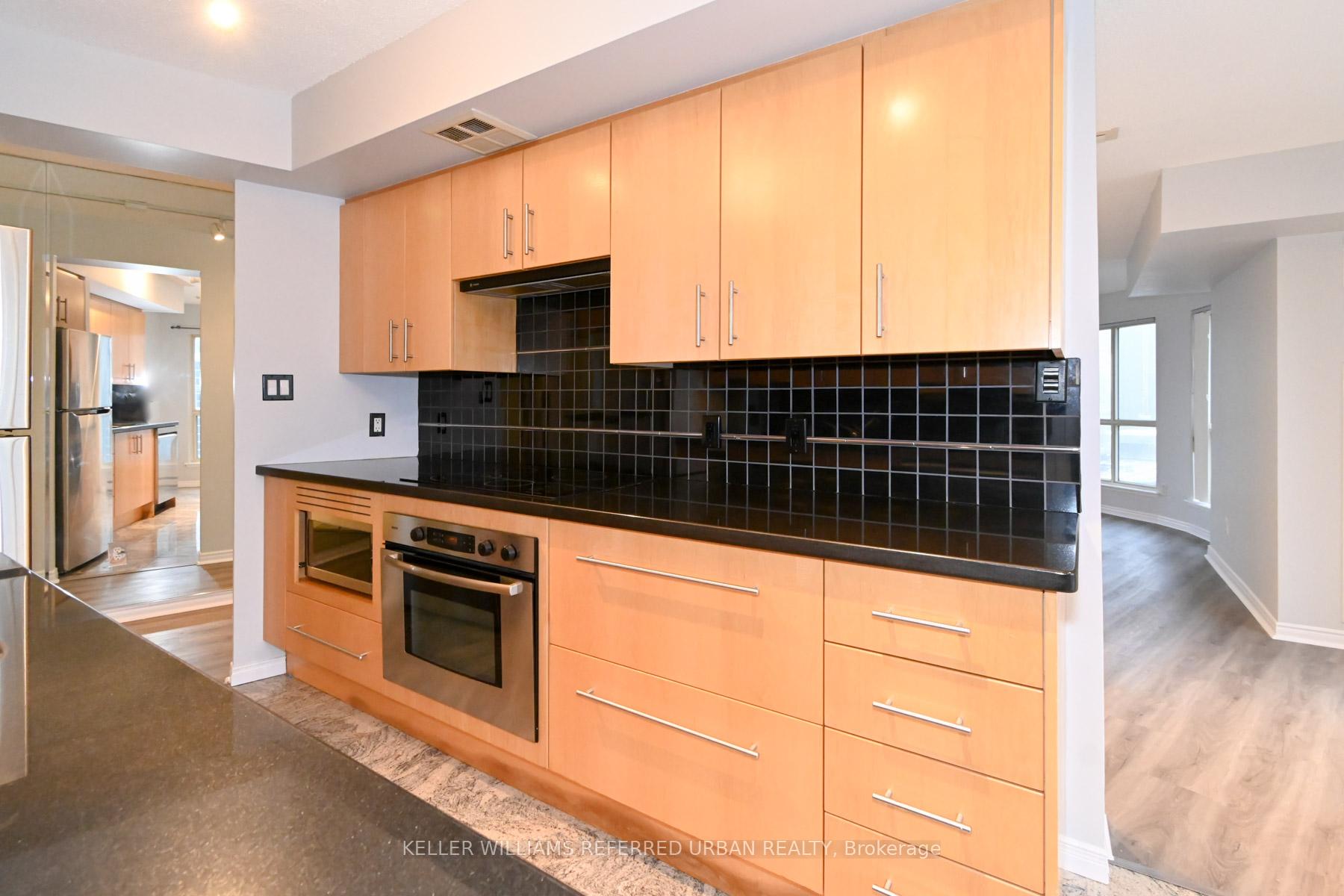 Photo 12 of Unit 1604, 25 The Esplanade, Toronto, Waterfront Communities — HOMEH