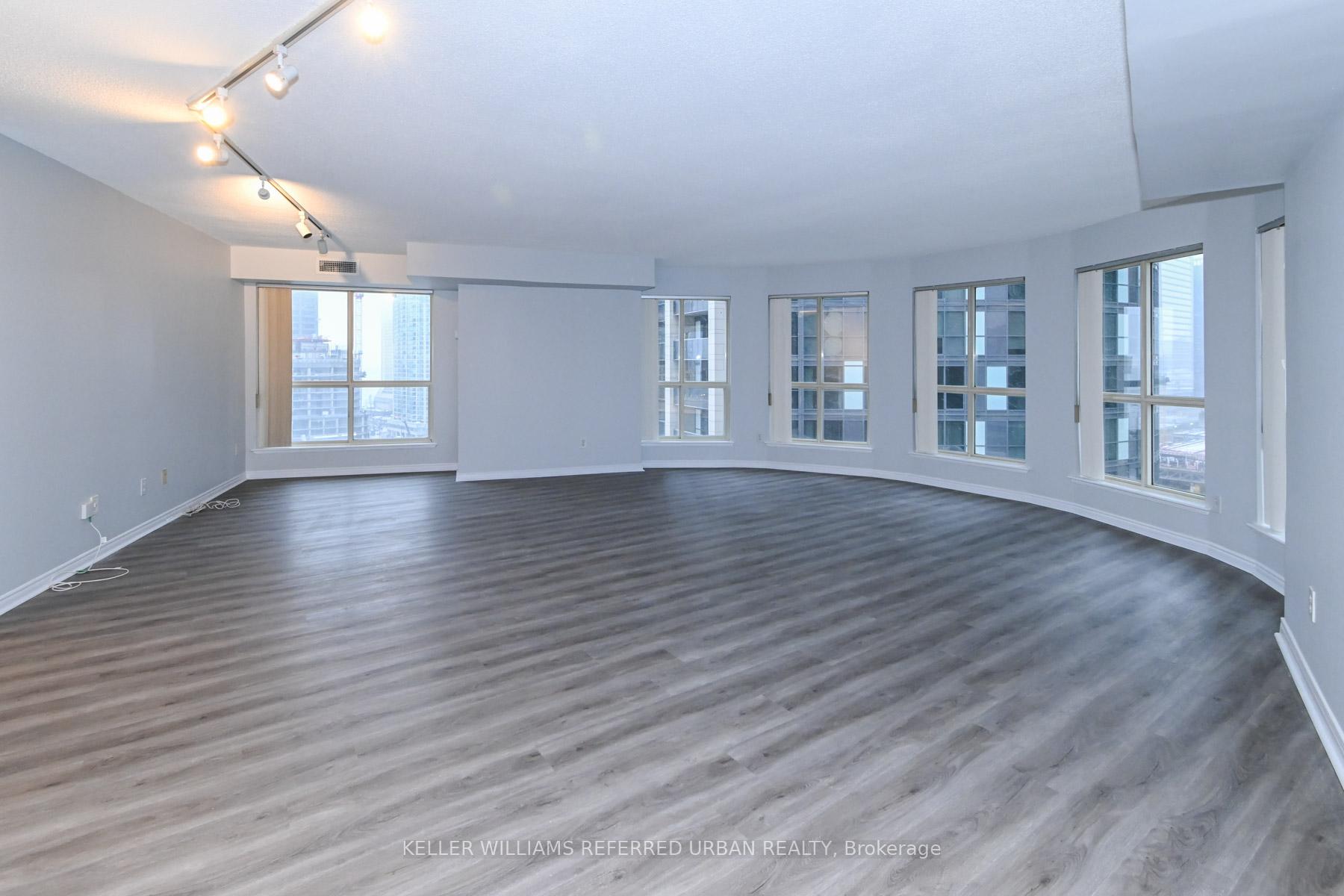 Photo 16 of Unit 1604, 25 The Esplanade, Toronto, Waterfront Communities — HOMEH