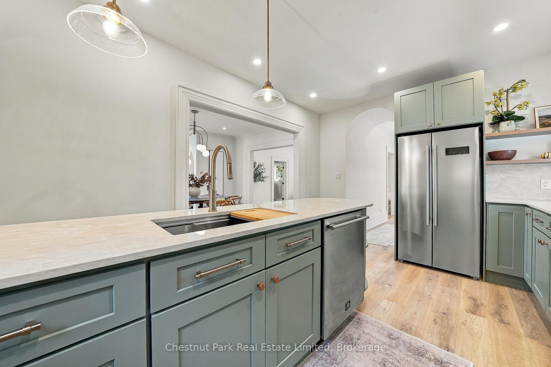 Photo 8 of 372 Main Street, Prince Edward County, Wellington Ward — HOMEH