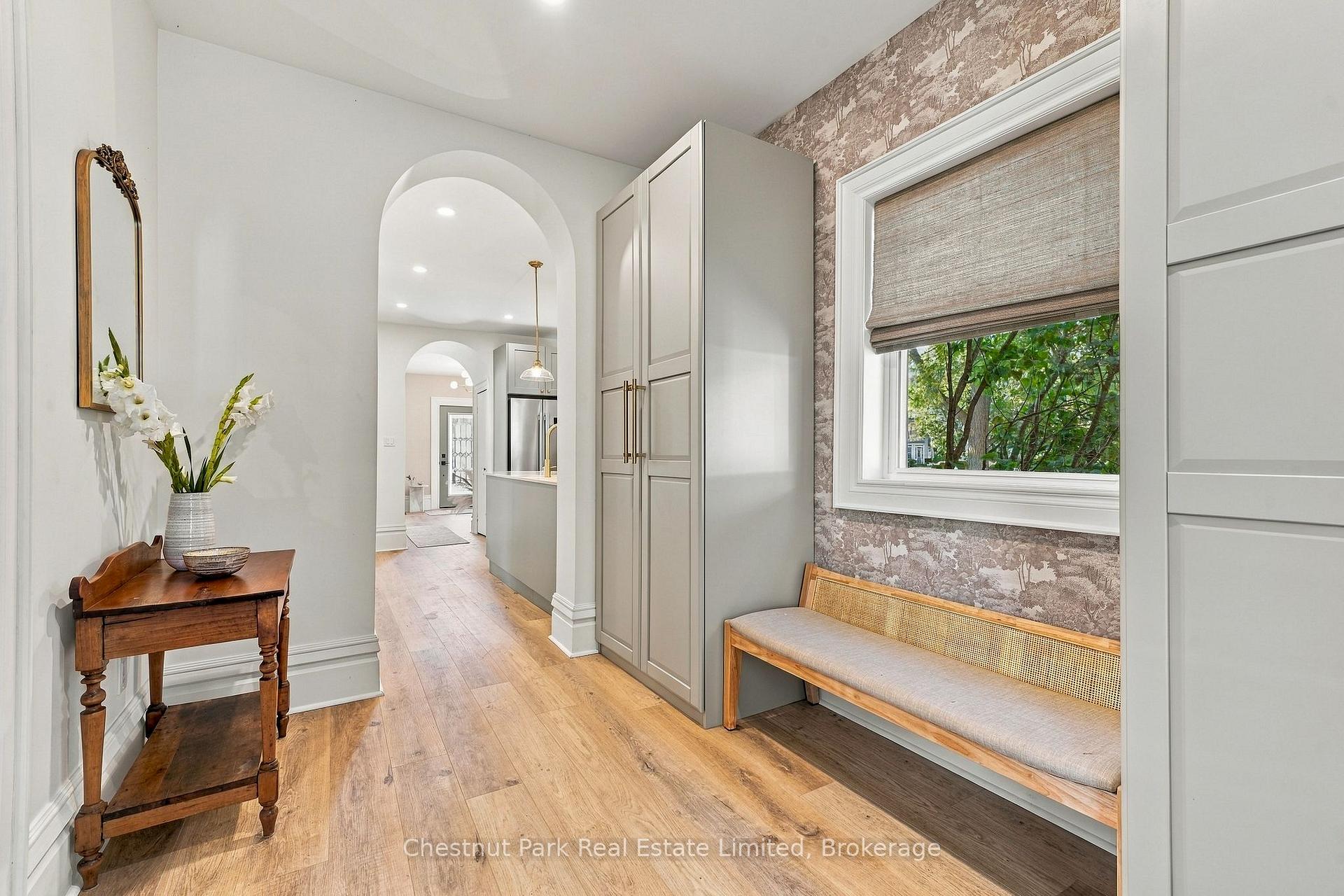 Photo 17 of 372 Main Street, Prince Edward County, Wellington Ward — HOMEH