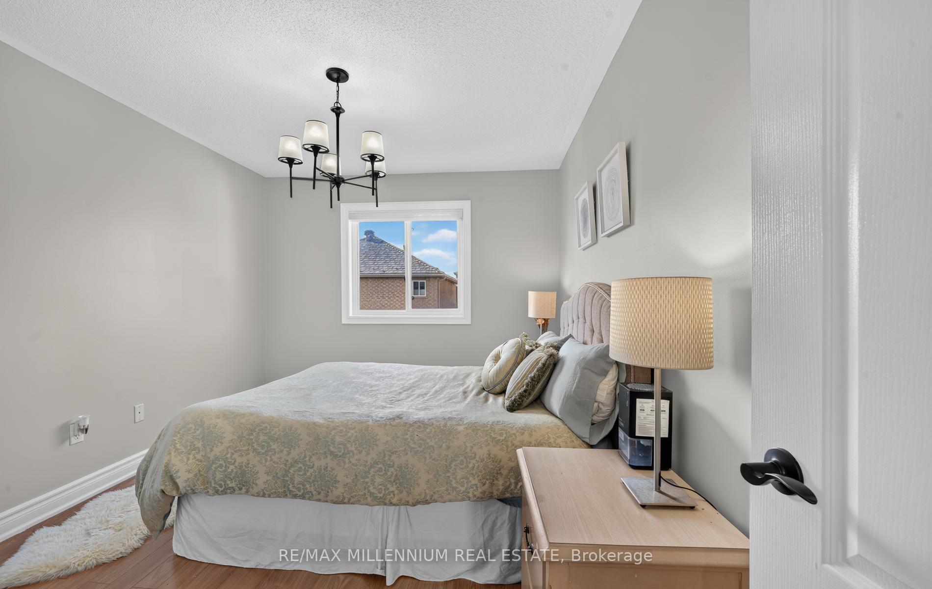 Photo 17 of 262 Brisdale Drive W, Brampton, Fletcher's Meadow — HOMEH