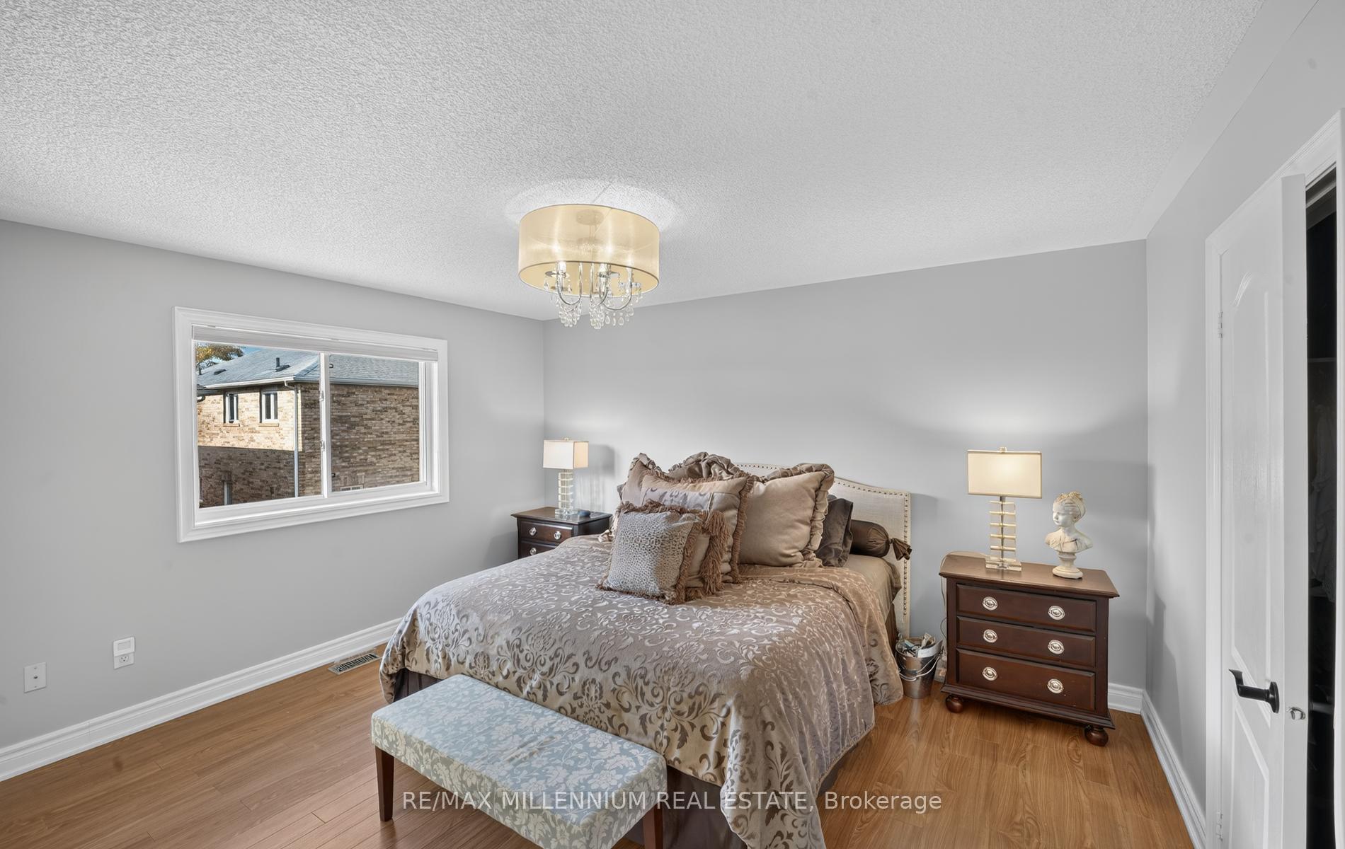 Photo 24 of 262 Brisdale Drive W, Brampton, Fletcher's Meadow — HOMEH