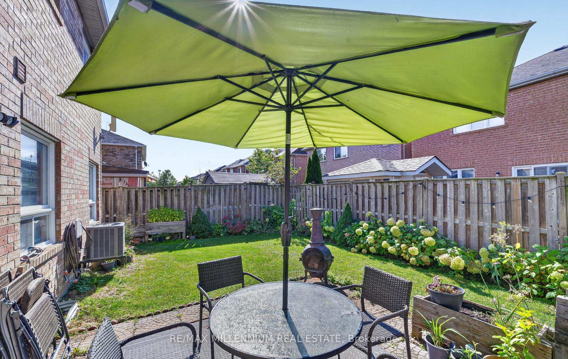 Photo 29 of 262 Brisdale Drive W, Brampton, Fletcher's Meadow — HOMEH