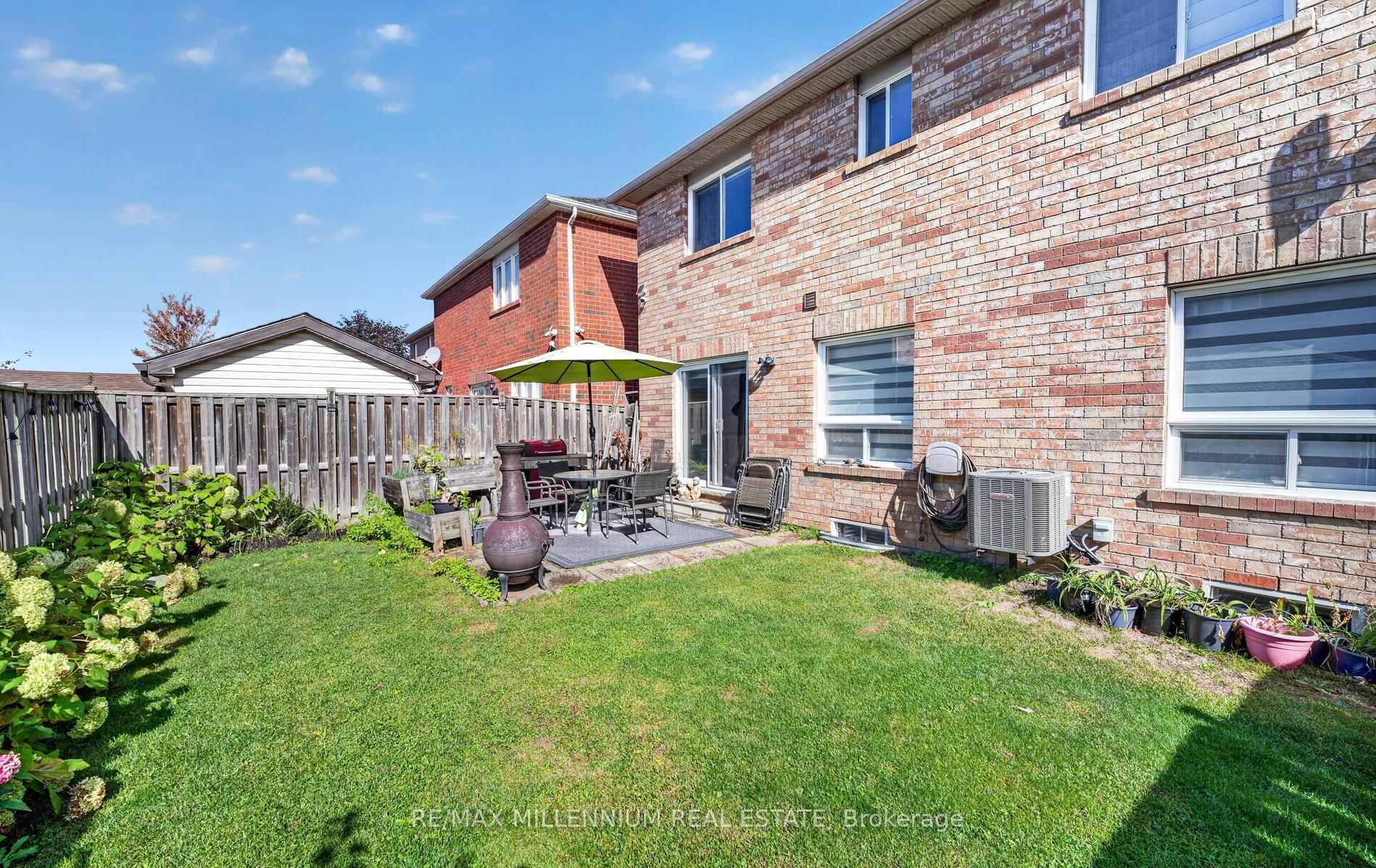 Photo 30 of 262 Brisdale Drive W, Brampton, Fletcher's Meadow — HOMEH