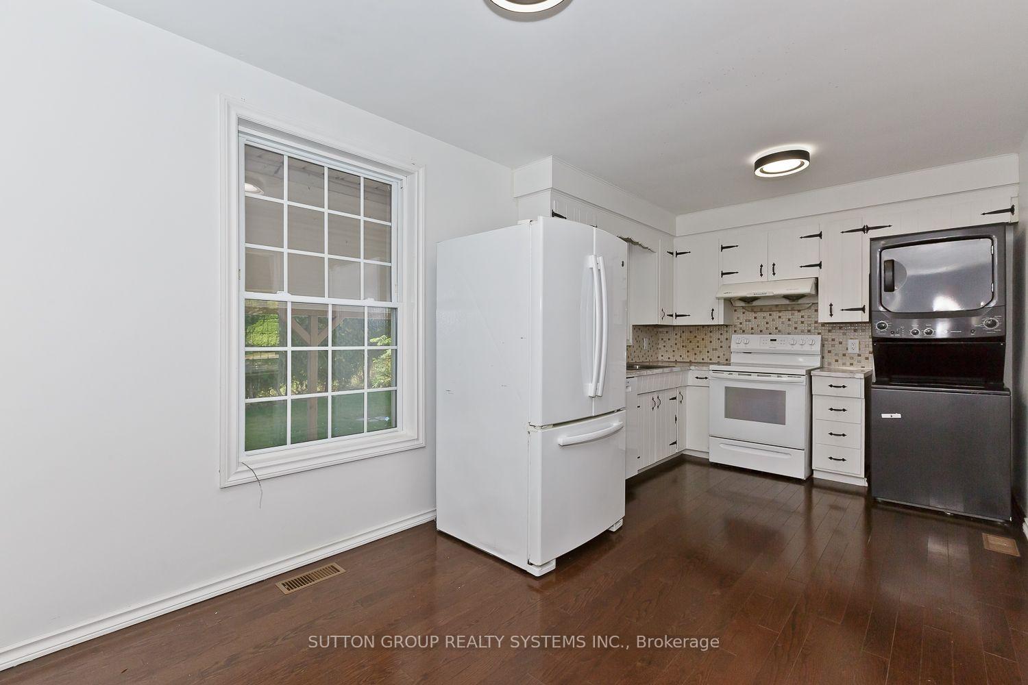 Photo 11 of Unit Main, 33 Crescentwood Drive, St. Catharines, Lakeport — HOMEH
