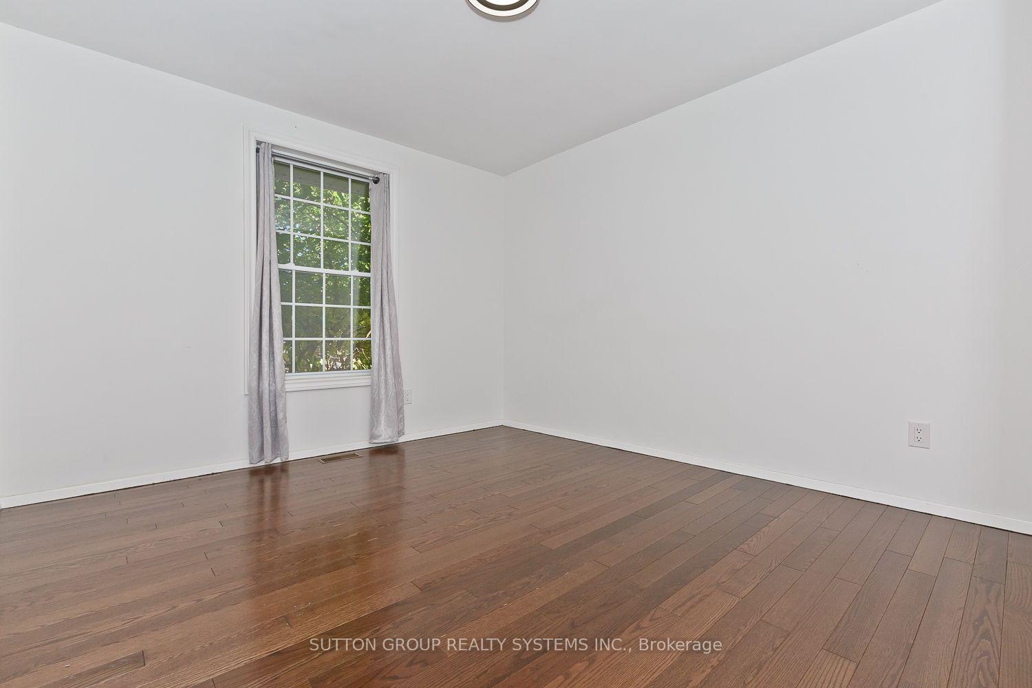 Photo 17 of Unit Main, 33 Crescentwood Drive, St. Catharines, Lakeport — HOMEH