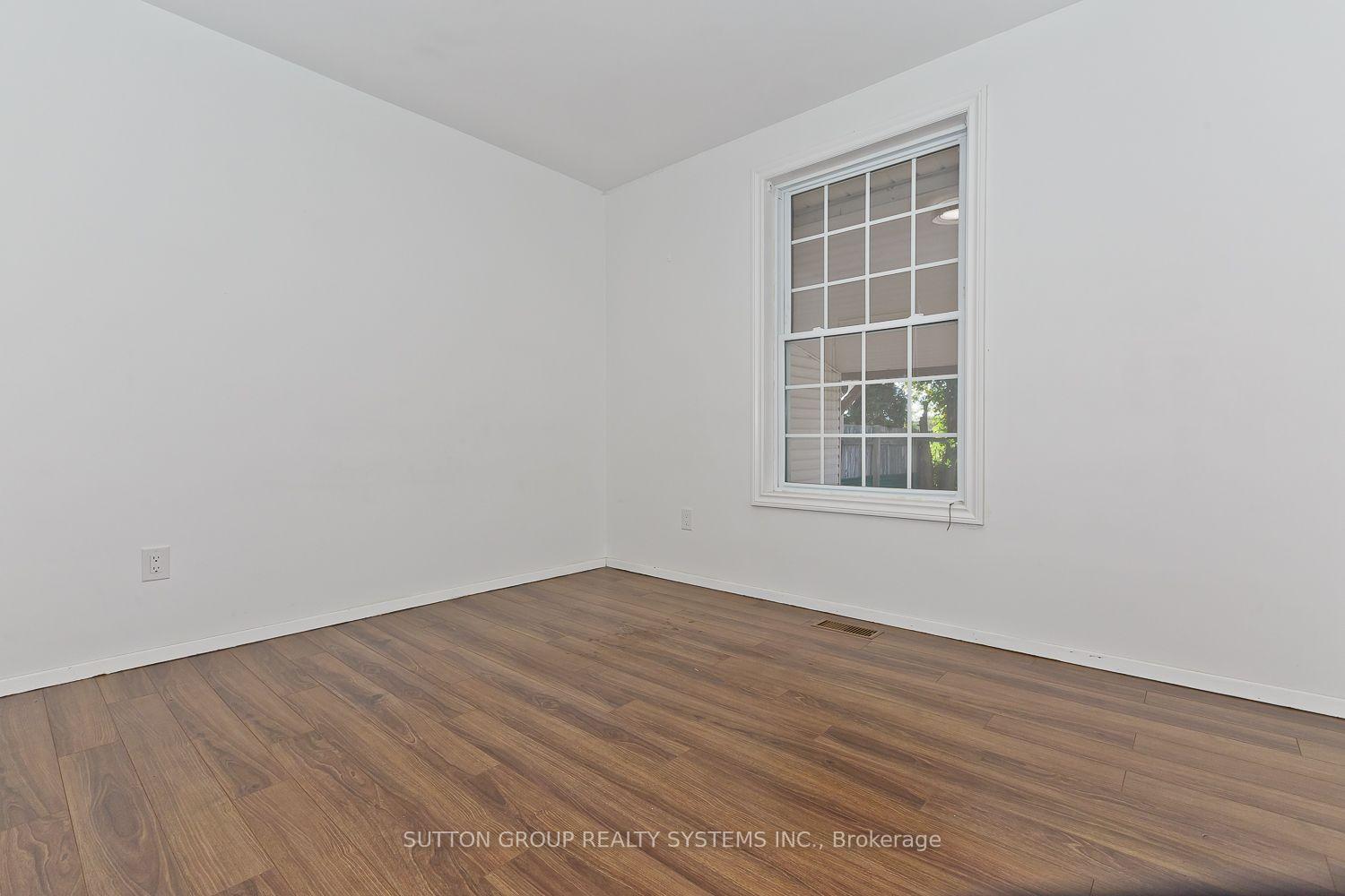 Photo 18 of Unit Main, 33 Crescentwood Drive, St. Catharines, Lakeport — HOMEH