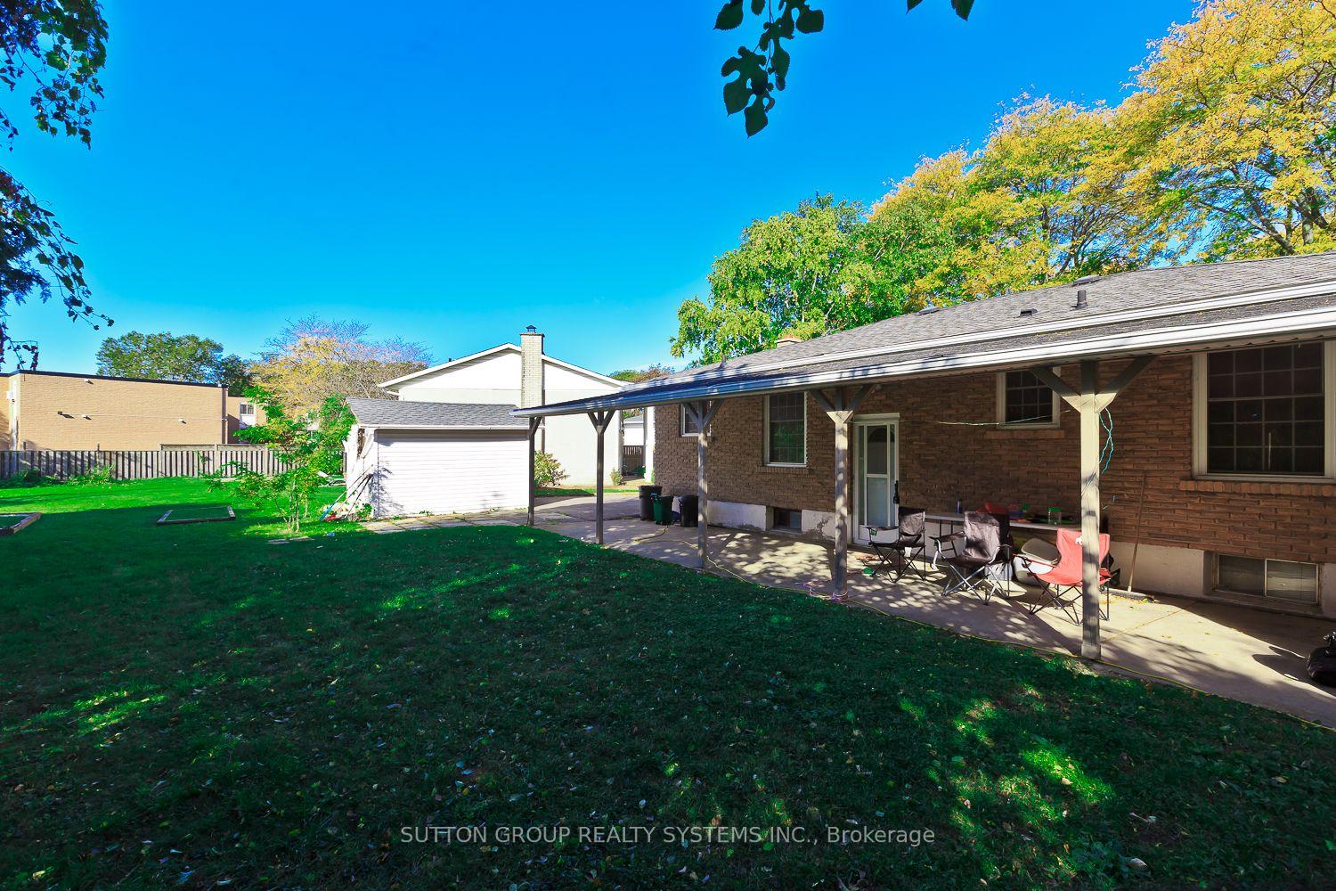 Photo 23 of Unit Main, 33 Crescentwood Drive, St. Catharines, Lakeport — HOMEH