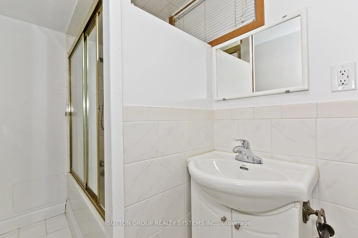 Photo 16 of Unit Main, 33 Crescentwood Drive, St. Catharines, Lakeport — HOMEH