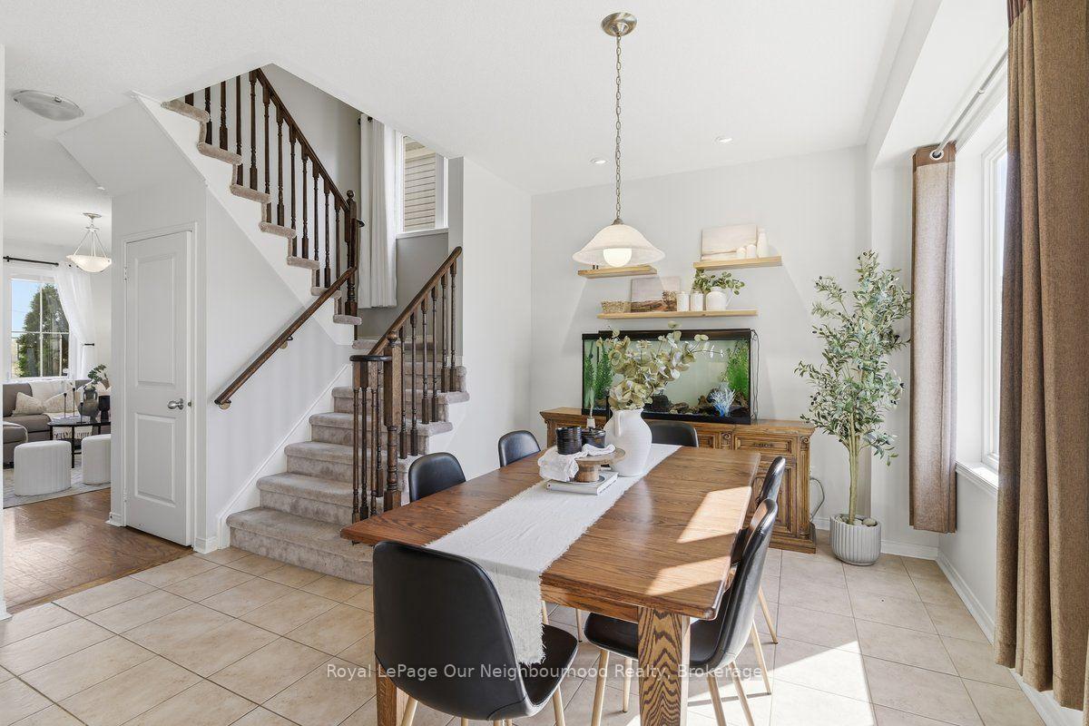 Photo 10 of 126 Ted Miller Crescent, Clarington, Bowmanville — HOMEH