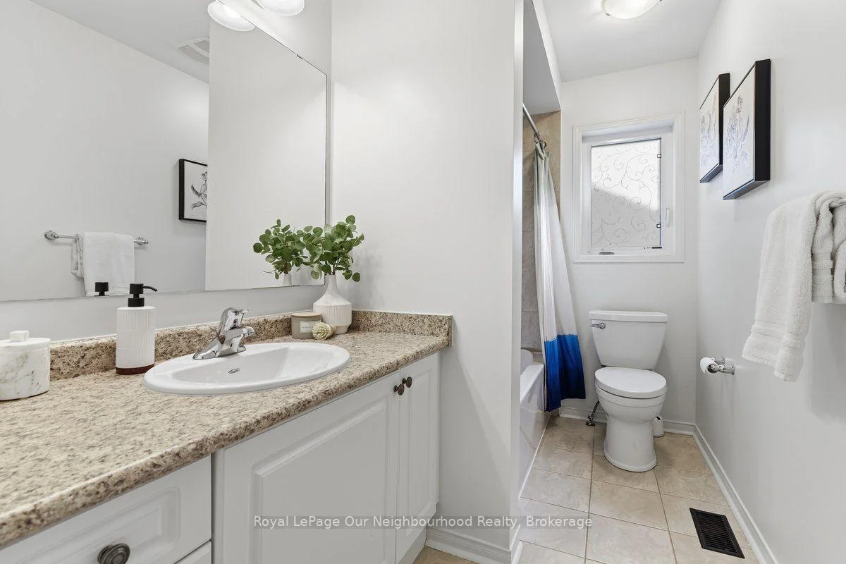Photo 32 of 126 Ted Miller Crescent, Clarington, Bowmanville — HOMEH