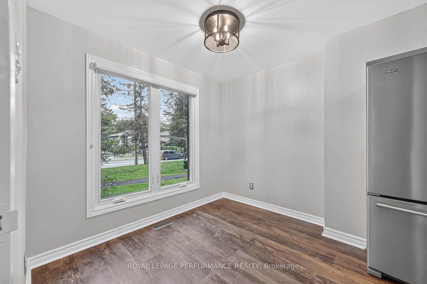 Photo 15 of 30 Viewpointe Private, Ottawa, Mooneys Bay/Riverside Park — HOMEH