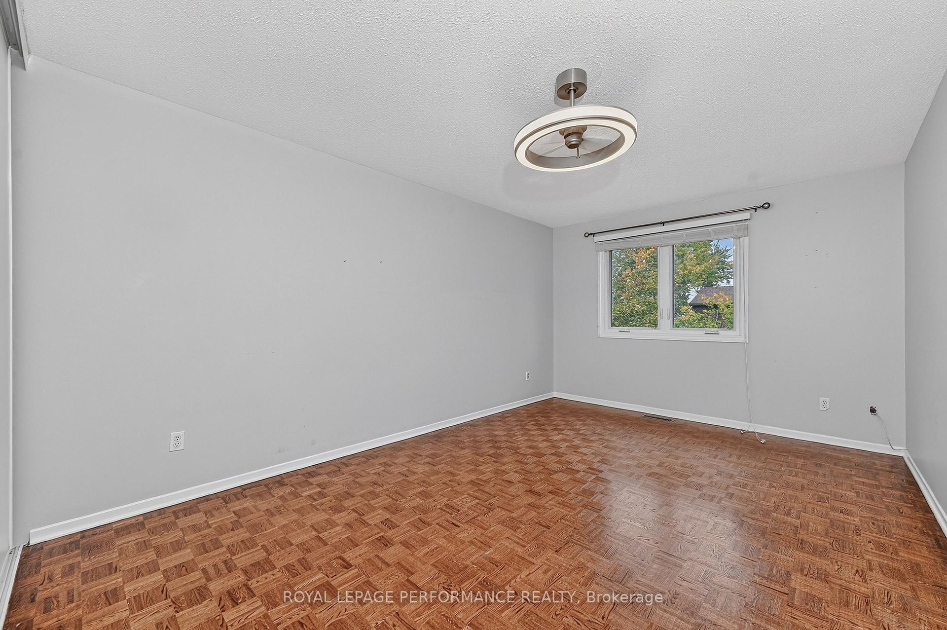 Photo 18 of 30 Viewpointe Private, Ottawa, Mooneys Bay/Riverside Park — HOMEH
