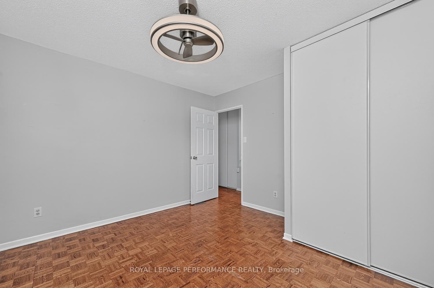 Photo 26 of 30 Viewpointe Private, Ottawa, Mooneys Bay/Riverside Park — HOMEH