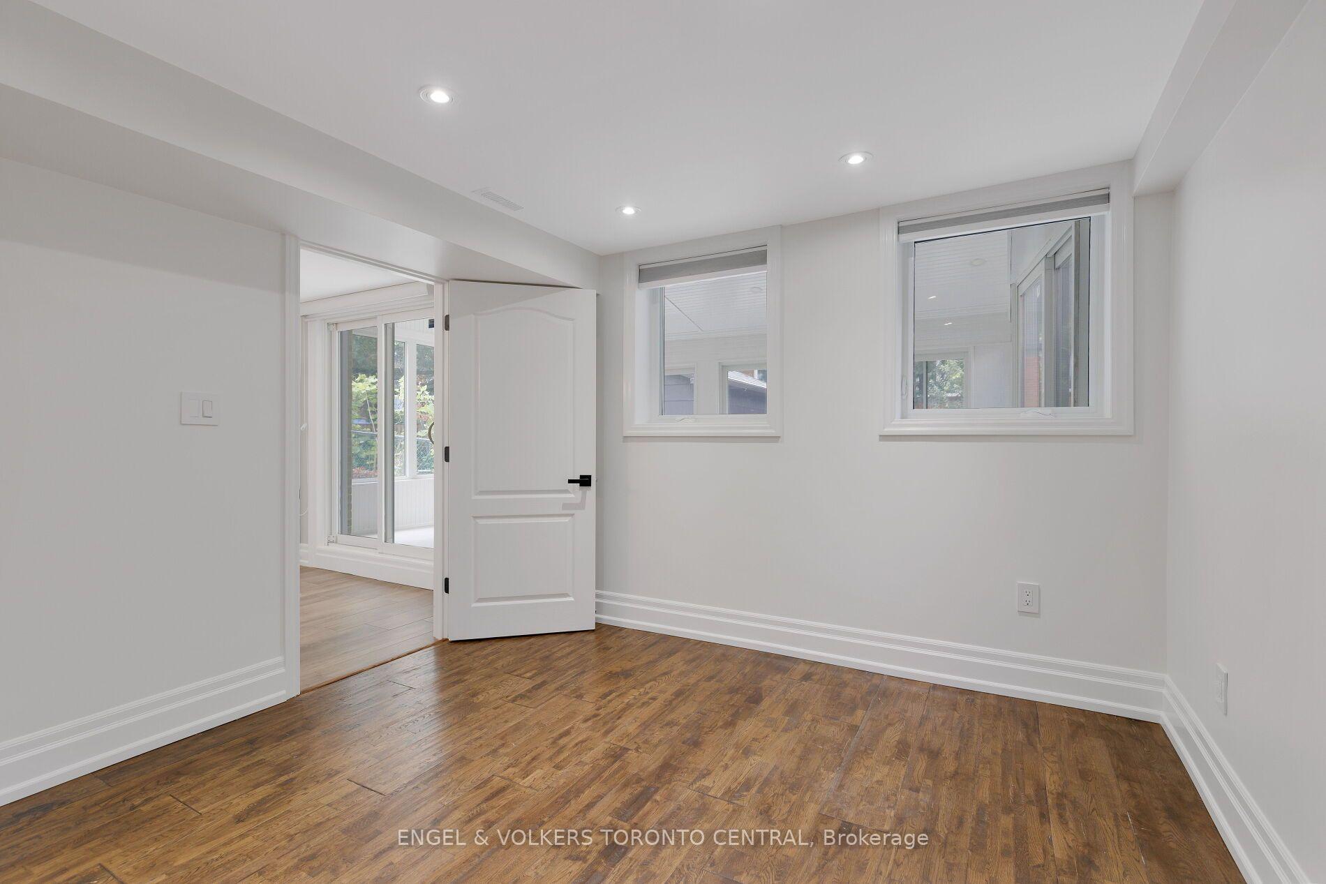 Photo 19 of 769 Annamore Road, Mississauga, Applewood — HOMEH