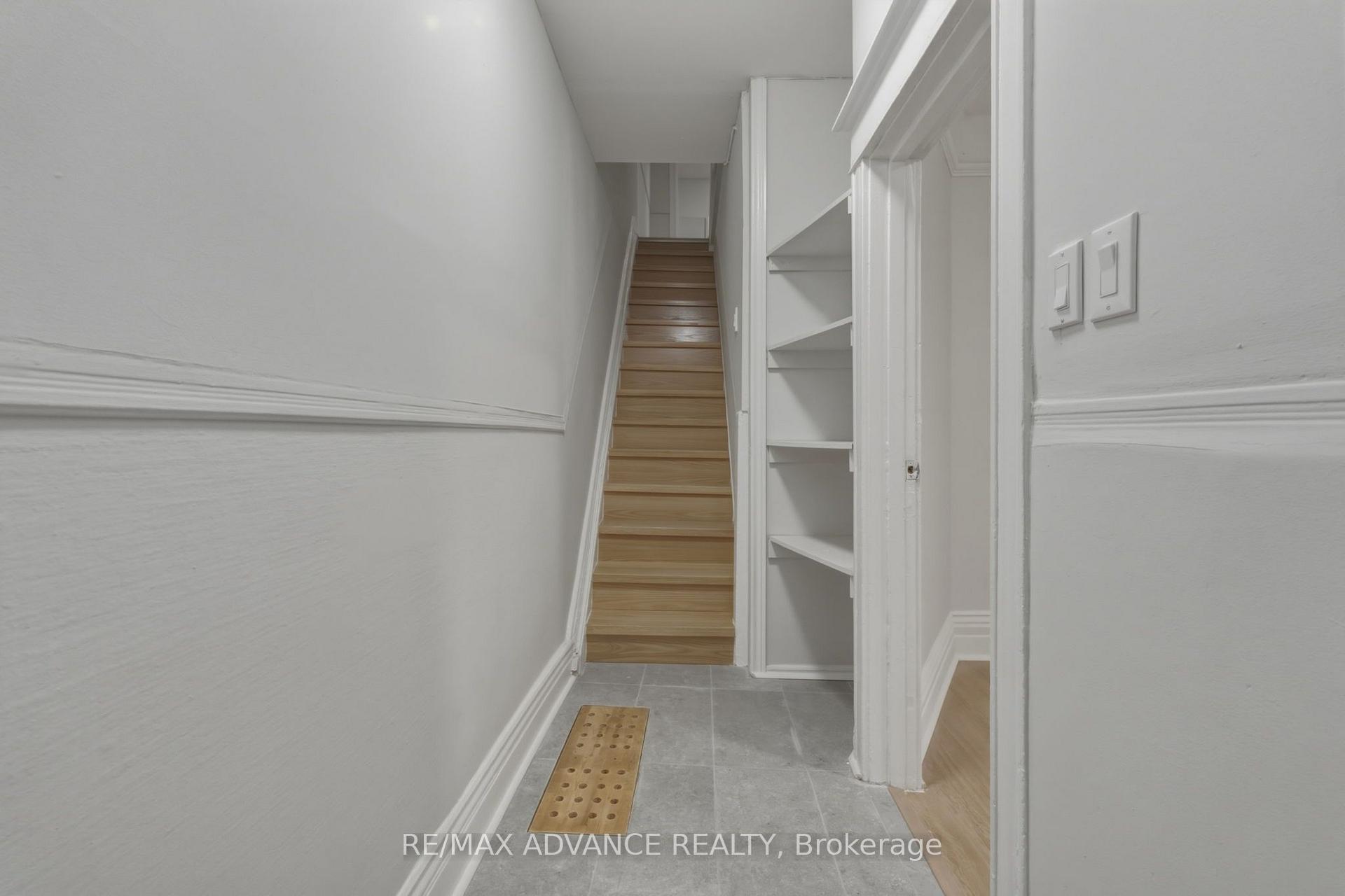Photo 15 of 82A Augusta Avenue, Toronto, Kensington-Chinatown — HOMEH