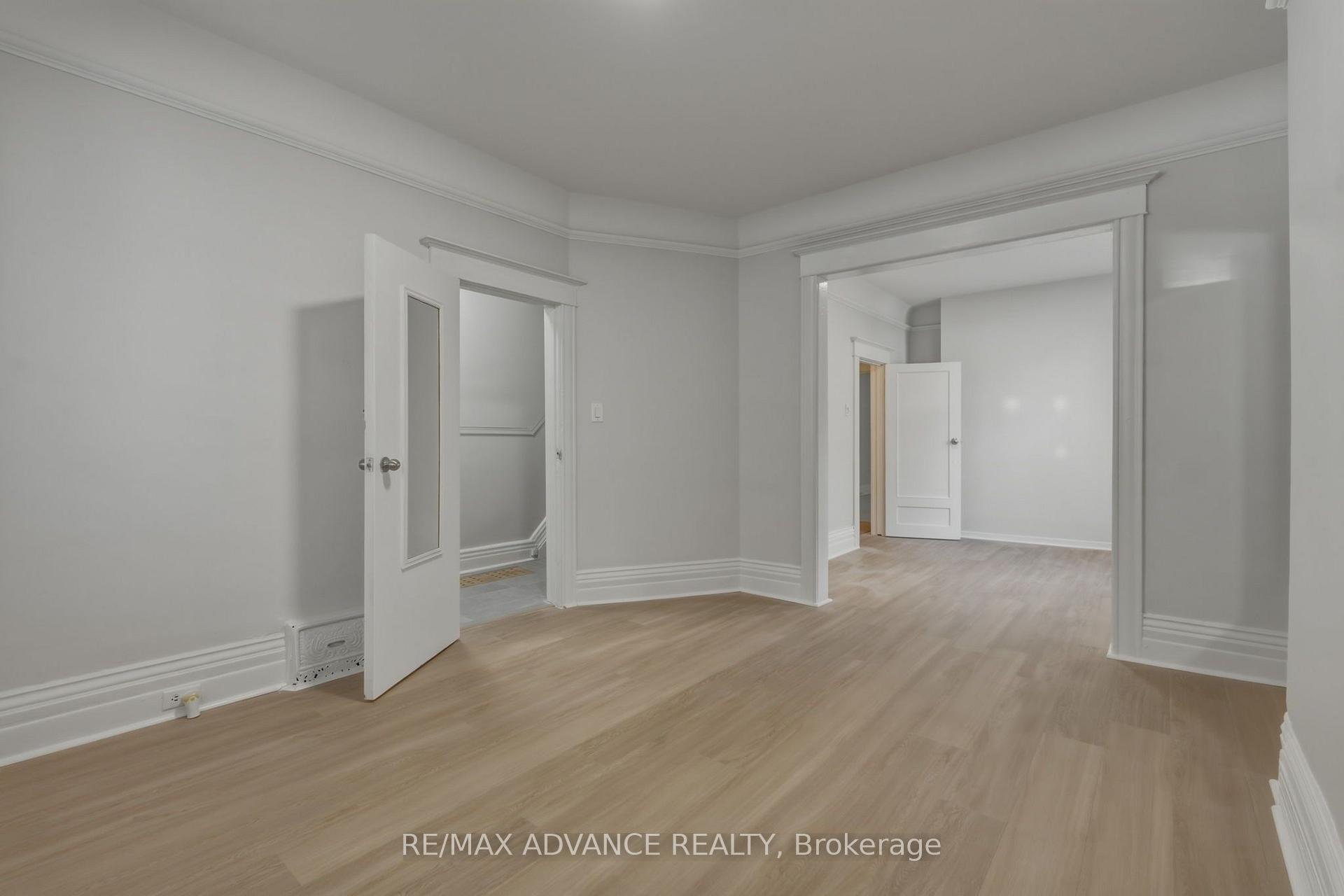 Photo 21 of 82A Augusta Avenue, Toronto, Kensington-Chinatown — HOMEH
