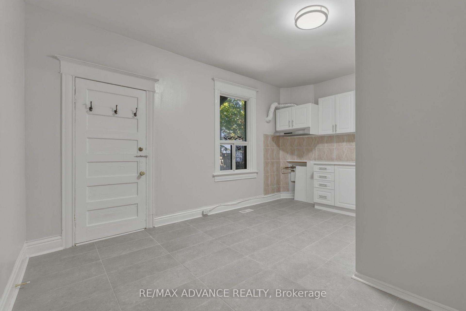 Photo 31 of 82A Augusta Avenue, Toronto, Kensington-Chinatown — HOMEH