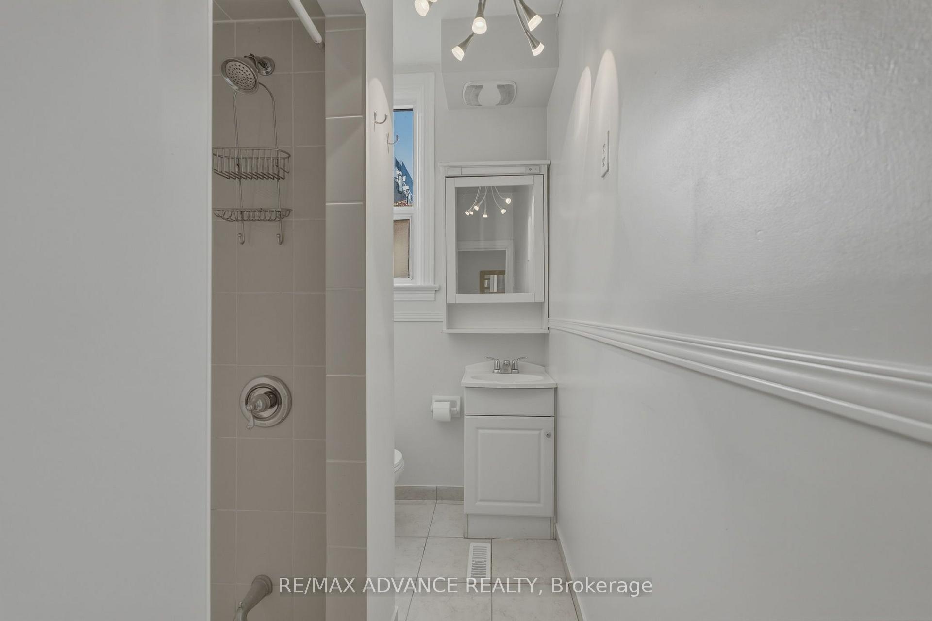 Photo 57 of 82A Augusta Avenue, Toronto, Kensington-Chinatown — HOMEH