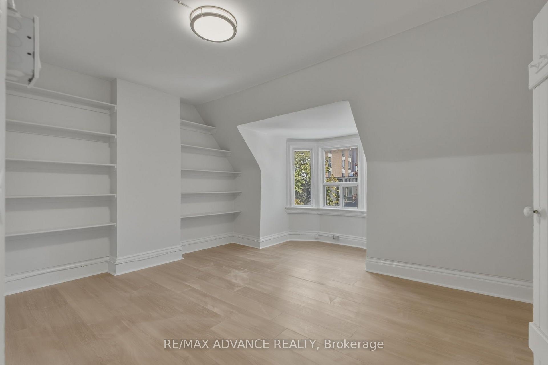 Photo 71 of 82A Augusta Avenue, Toronto, Kensington-Chinatown — HOMEH