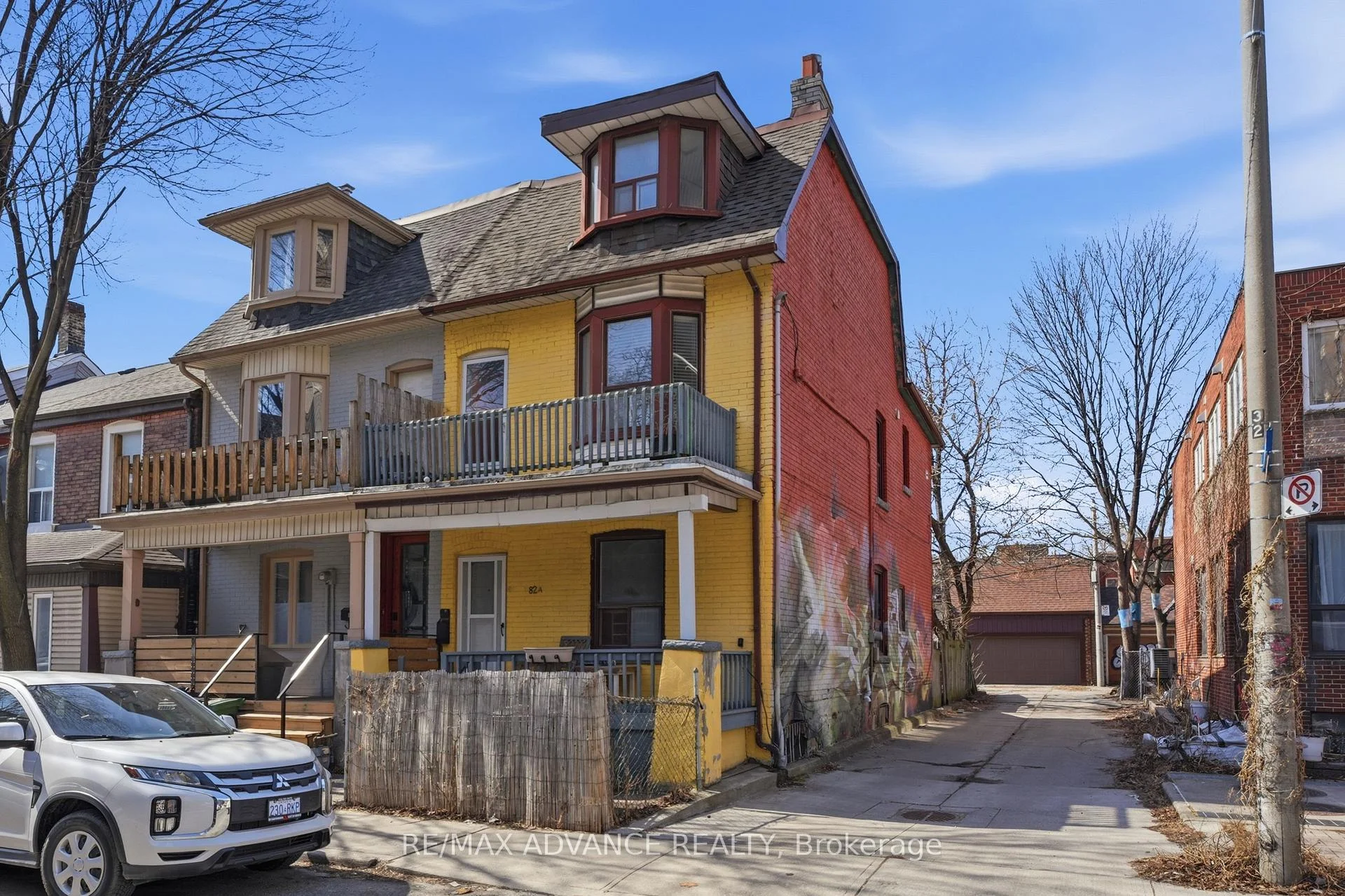 Photo 4 of 82A Augusta Avenue, Toronto, Kensington-Chinatown — HOMEH