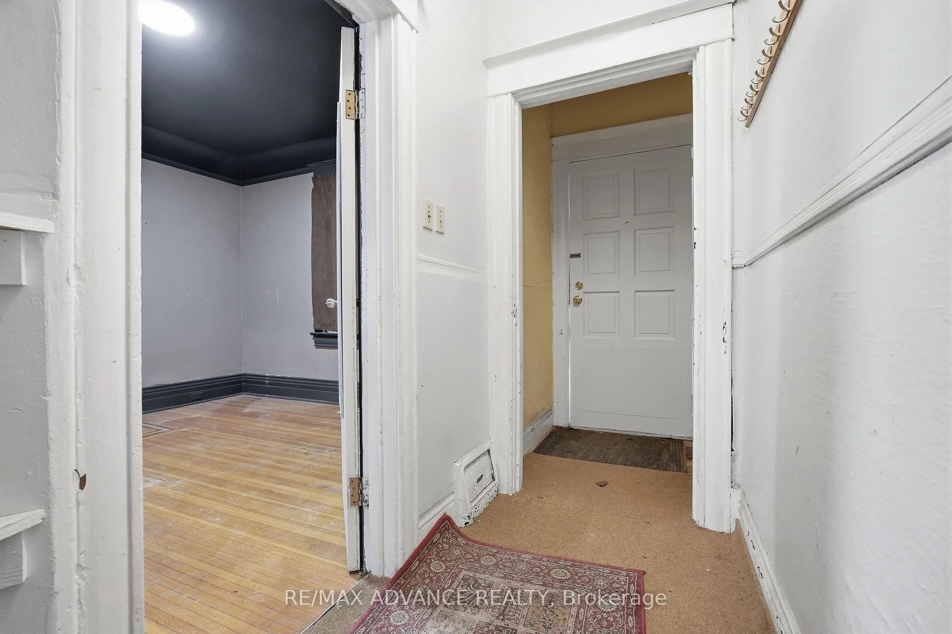 Photo 8 of 82A Augusta Avenue, Toronto, Kensington-Chinatown — HOMEH