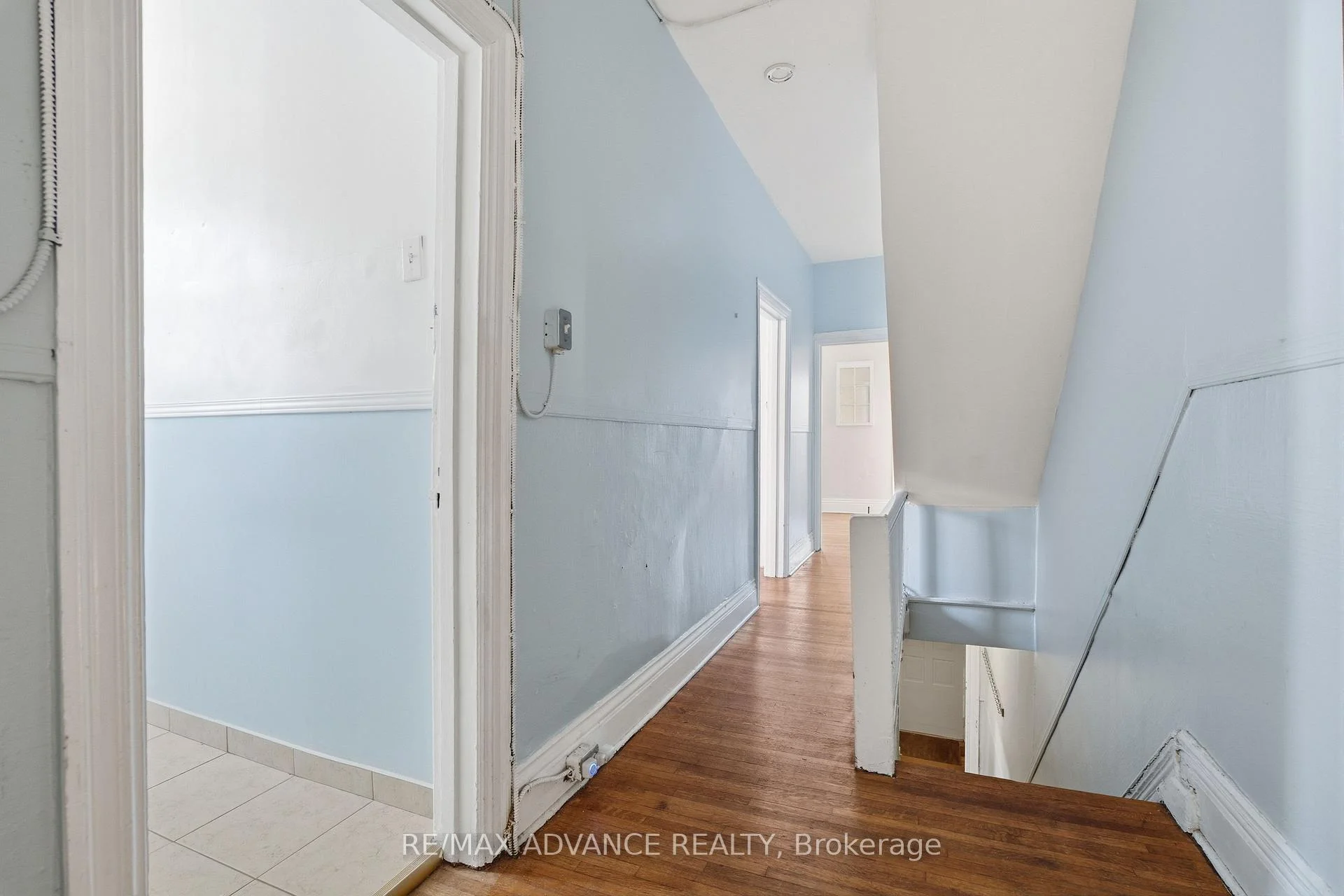 Photo 36 of 82A Augusta Avenue, Toronto, Kensington-Chinatown — HOMEH