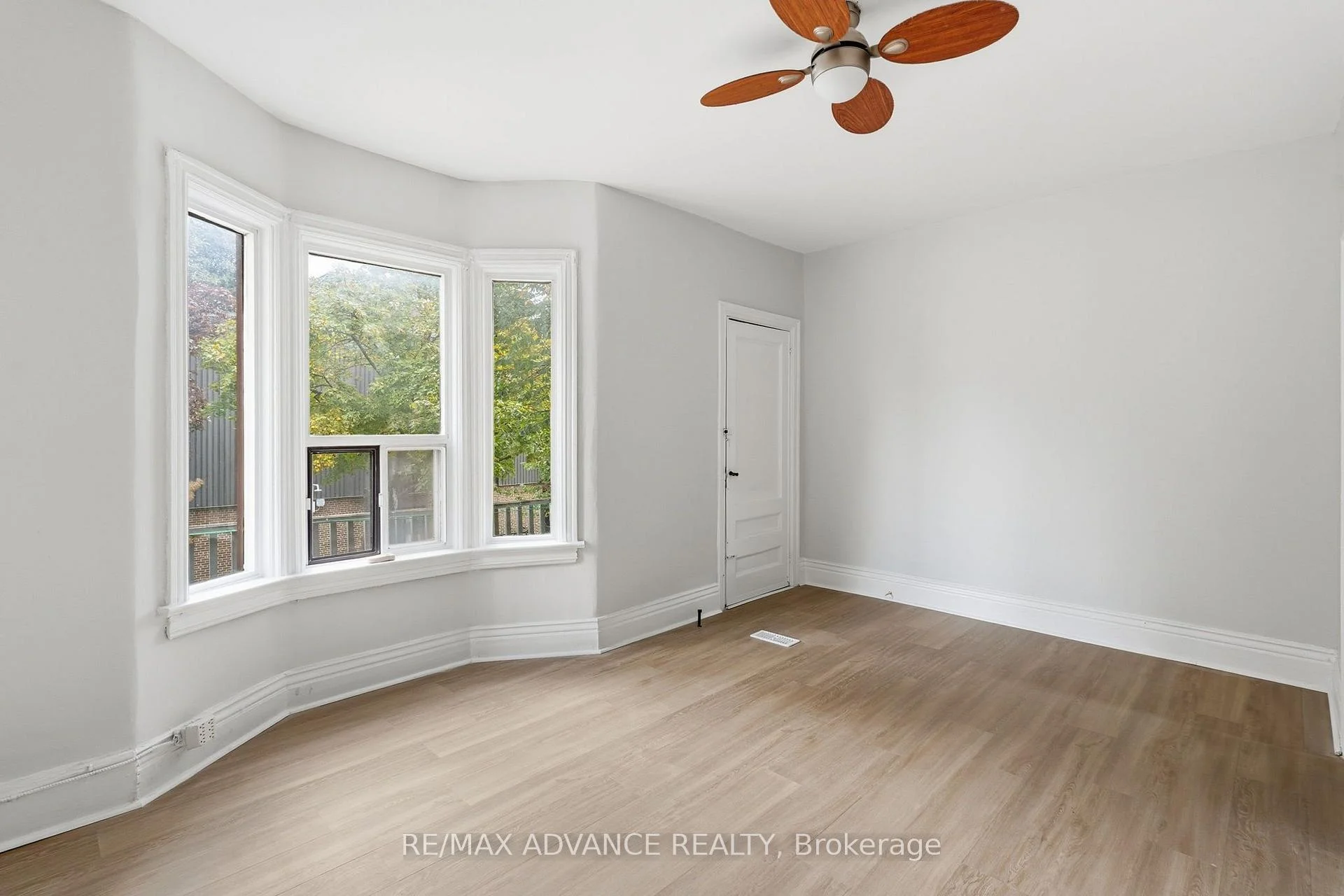 Photo of 82A Augusta Avenue