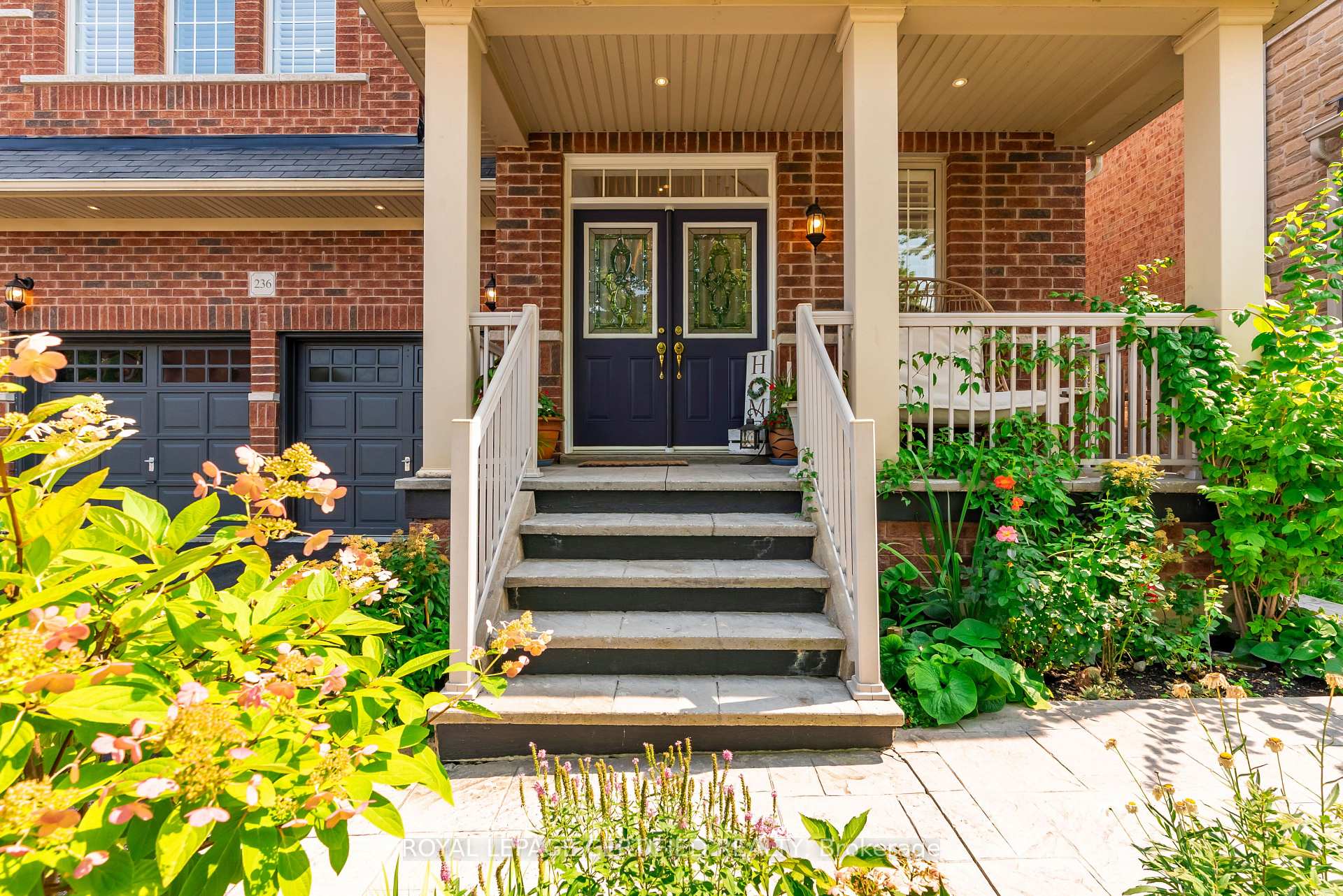 Photo 2 of 236 Pringle Avenue, Milton, Scott — HOMEH