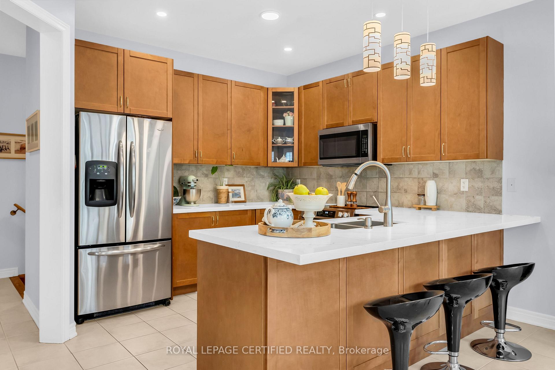 Photo 11 of 236 Pringle Avenue, Milton, Scott — HOMEH
