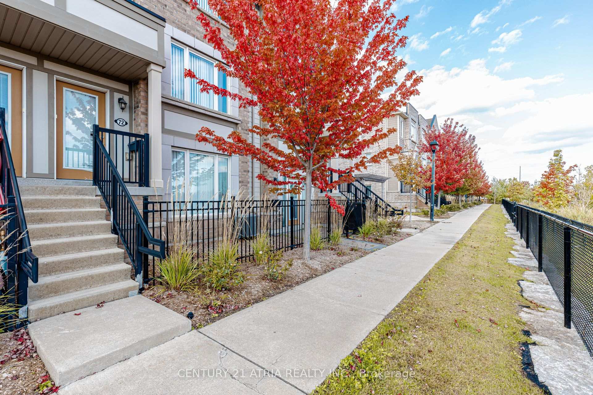 Photo 2 of Unit 72, 1 Beckenrose Court, Brampton, Bram West — HOMEH